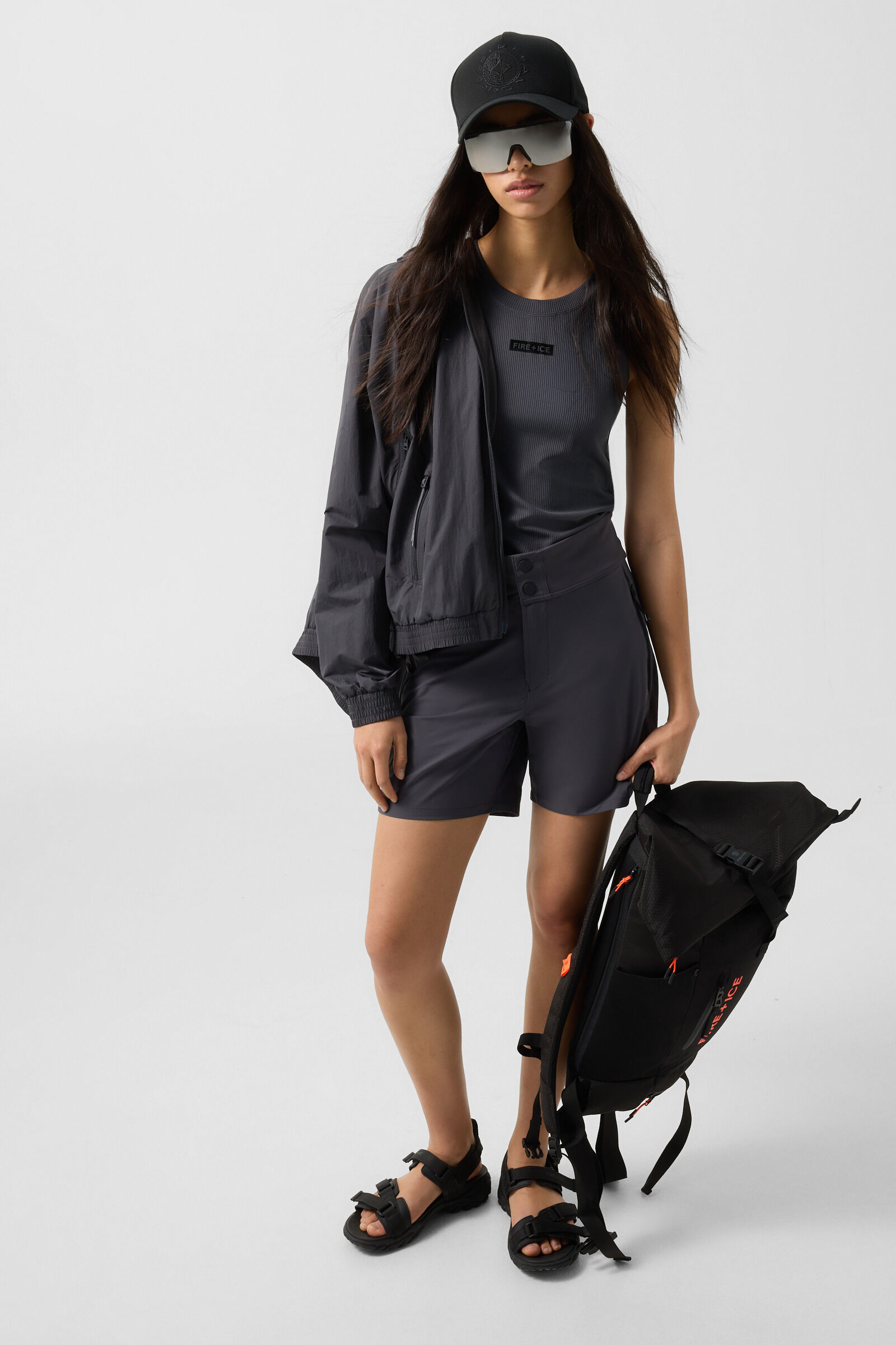 Pya functional shorts Anthracite