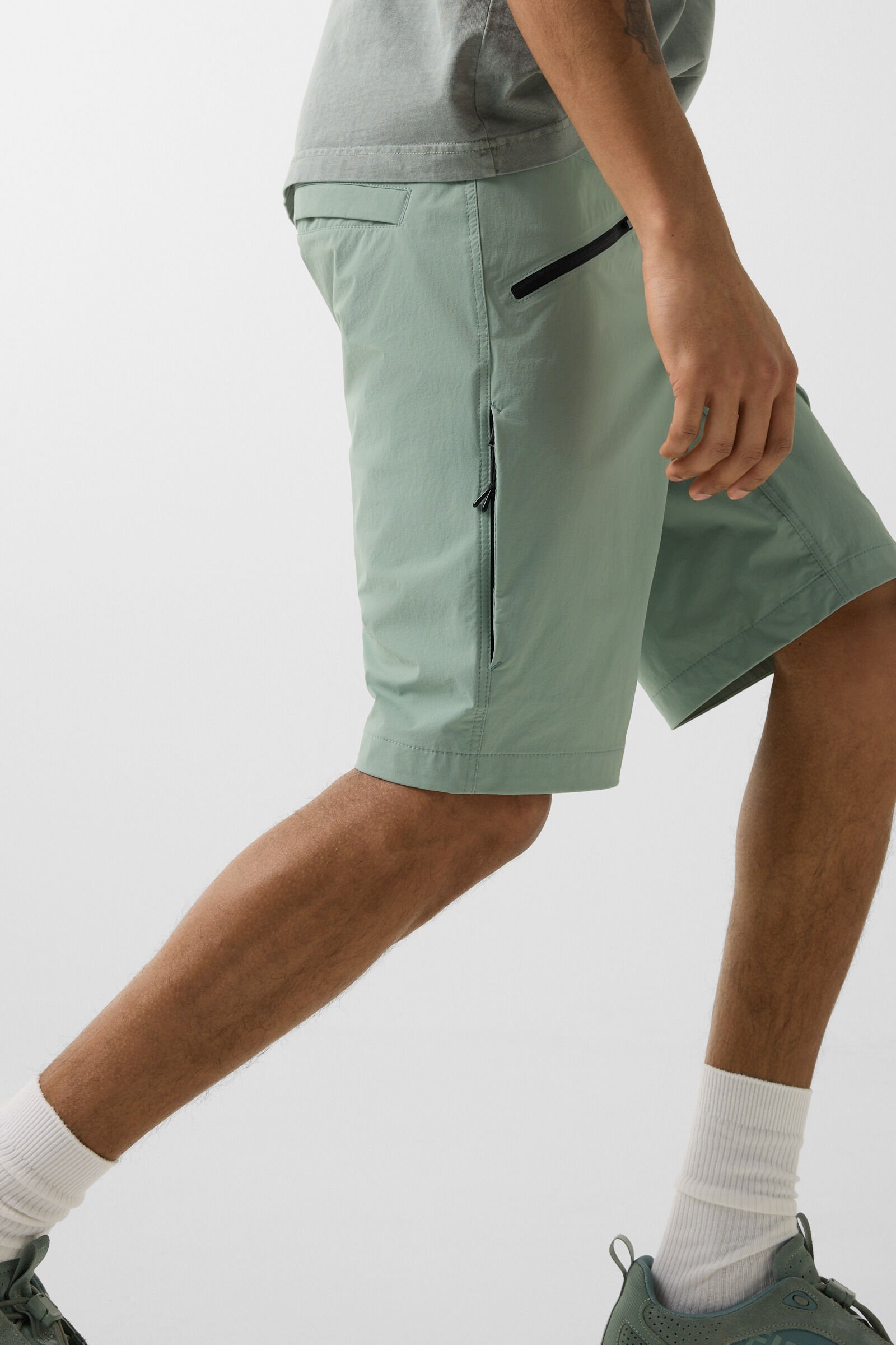 Carter functional shorts Eucalyptus