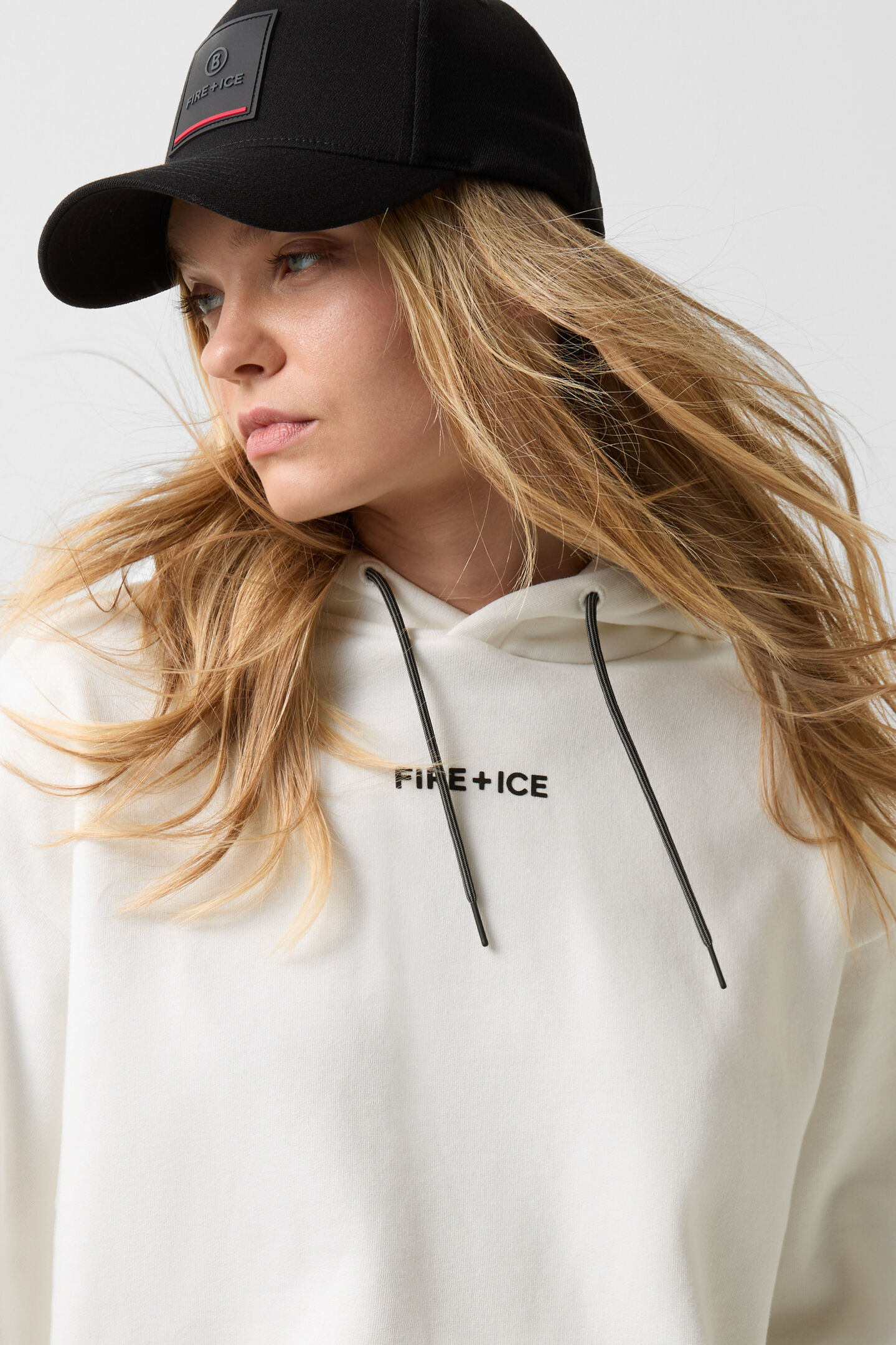 Hoodie Nelly Off-White