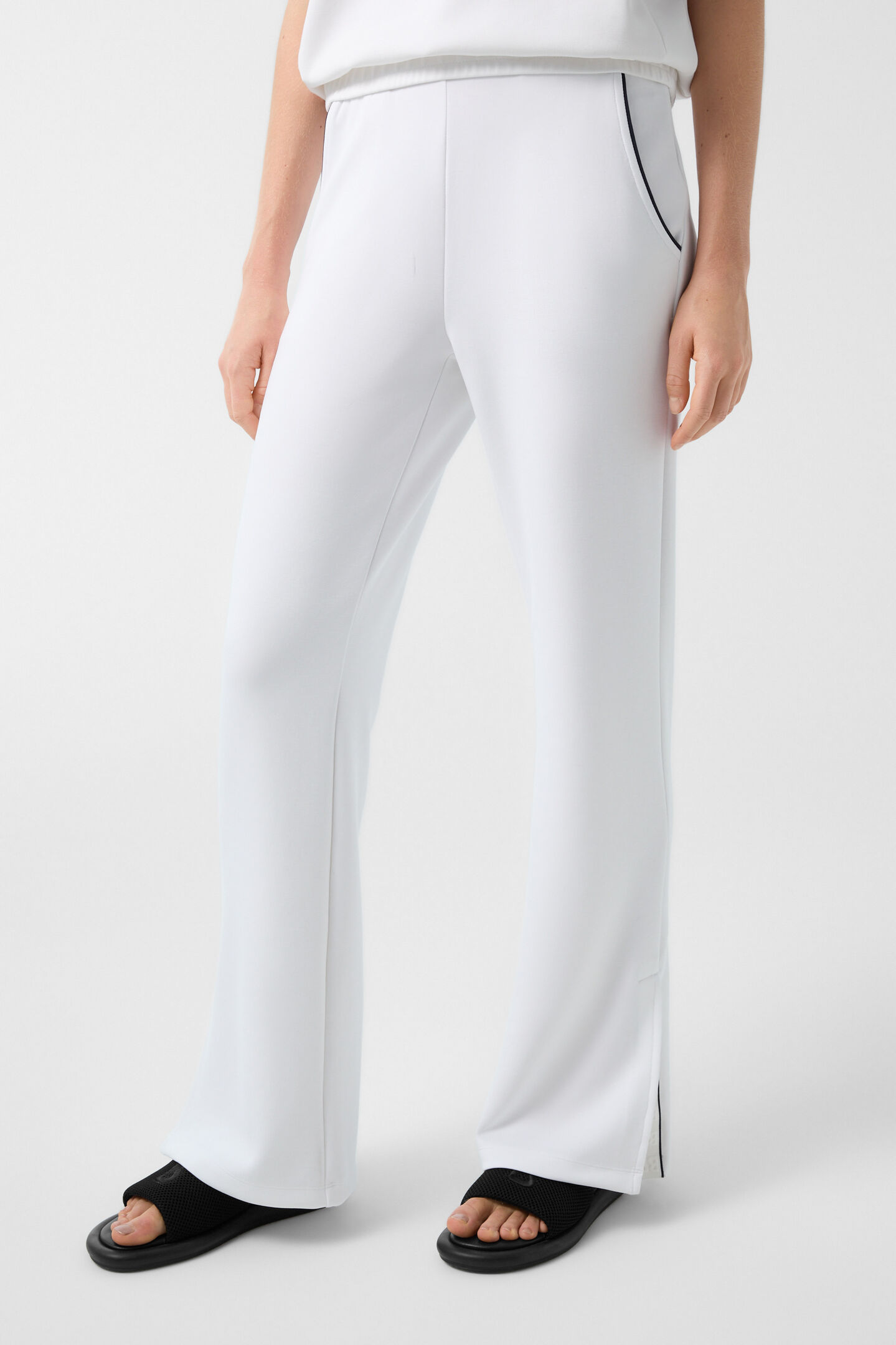 Lenia joggers White