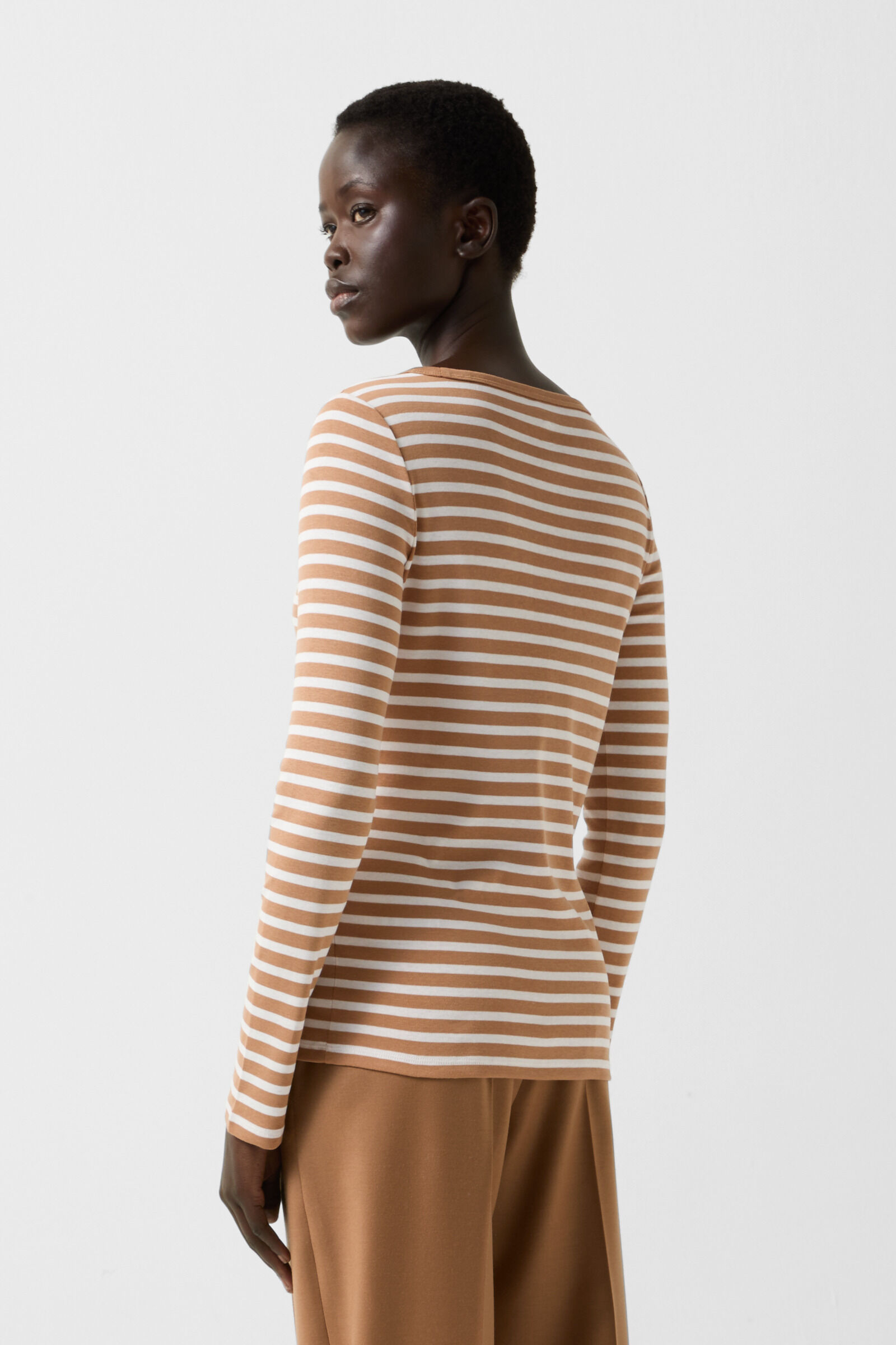 Louna longsleeve Camel/white