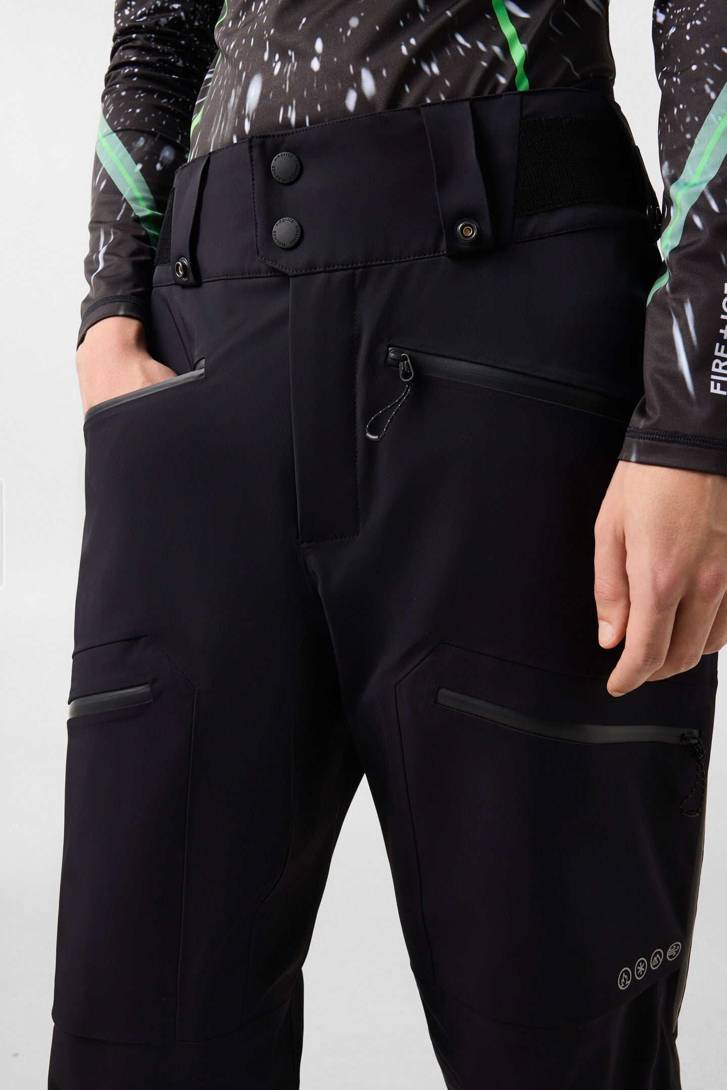 Solomun ski trousers Black