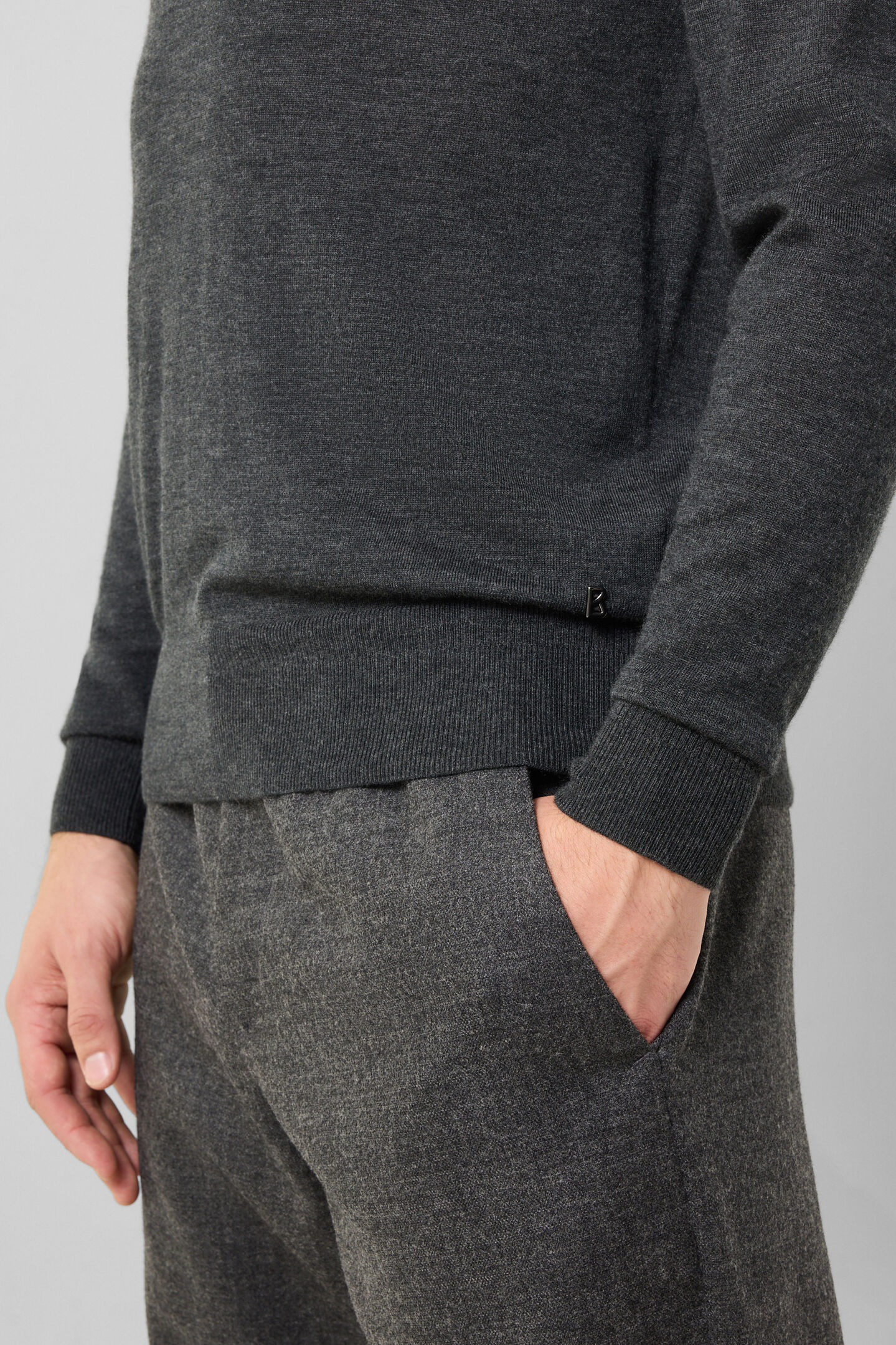 Gordon pure new wool cashmere jumper Anthracite