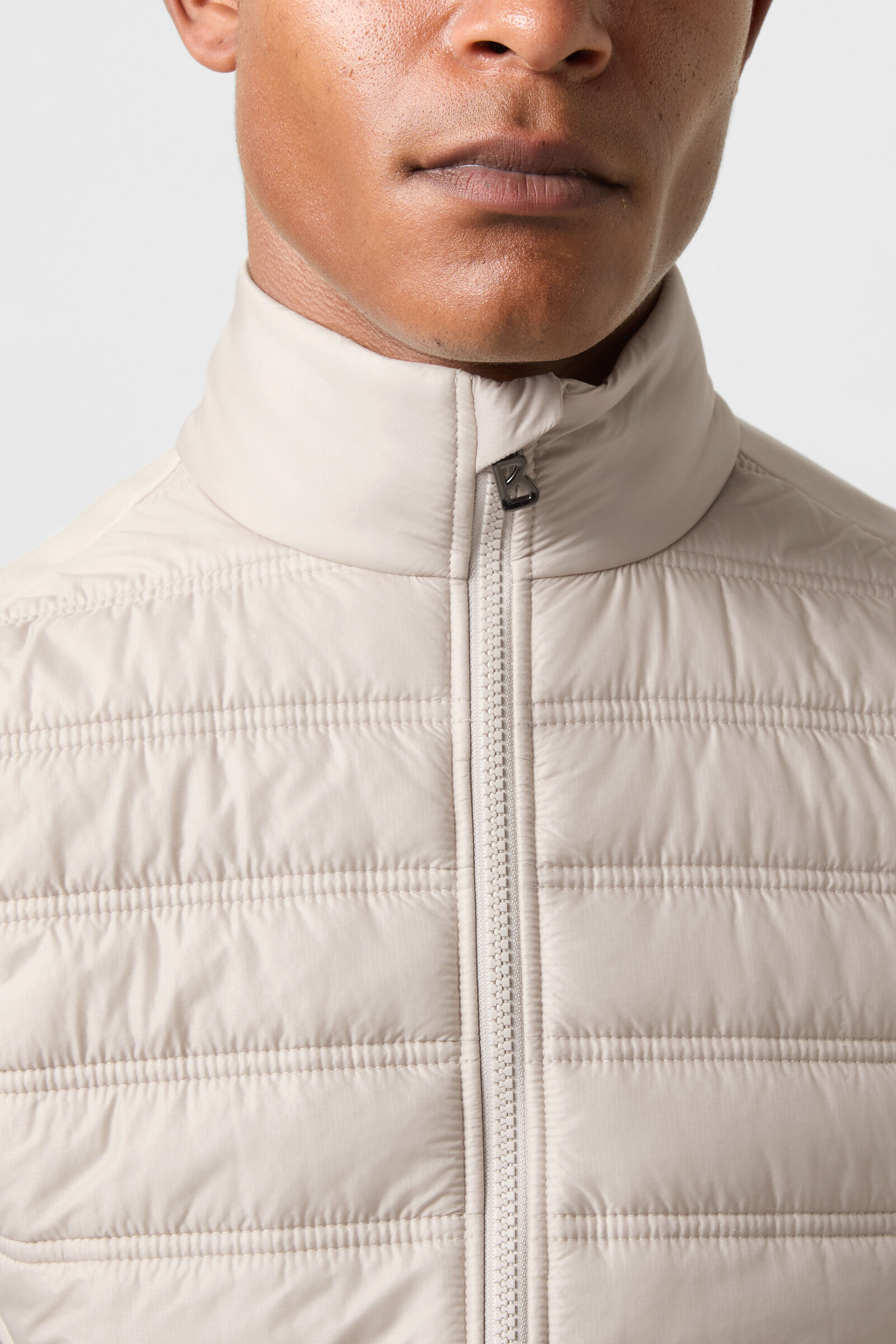 Frido hybrid waistcoat Sand