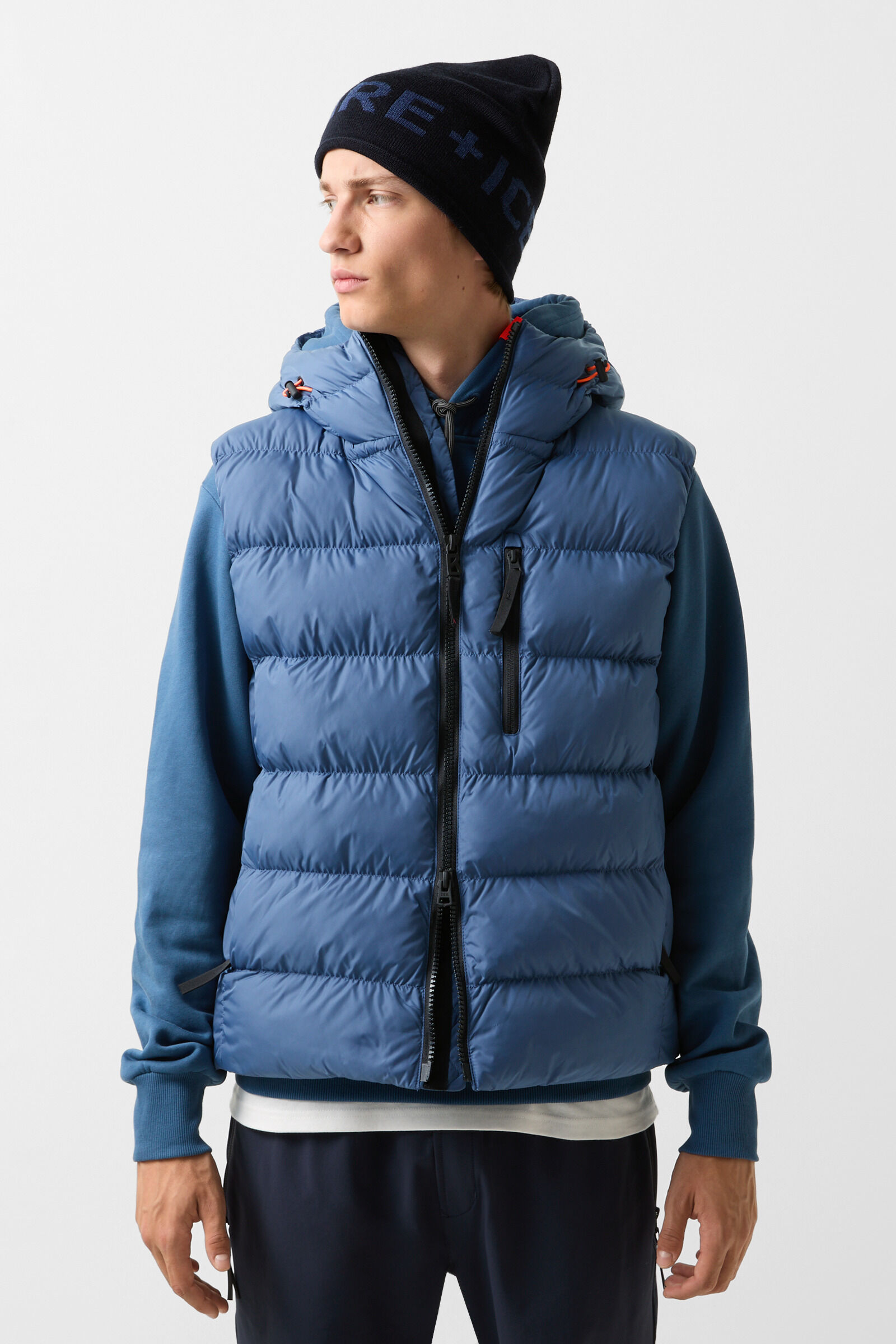 Howard quilted waistcoat Blue