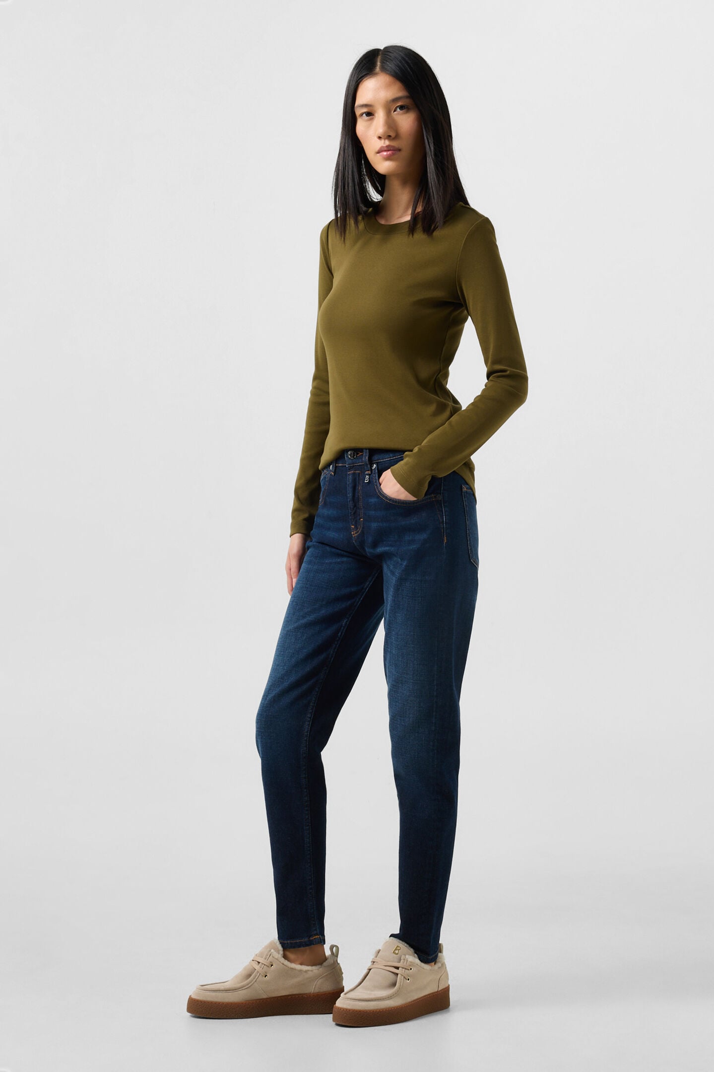 Baumwoll-Longsleeve Nikini Oliv