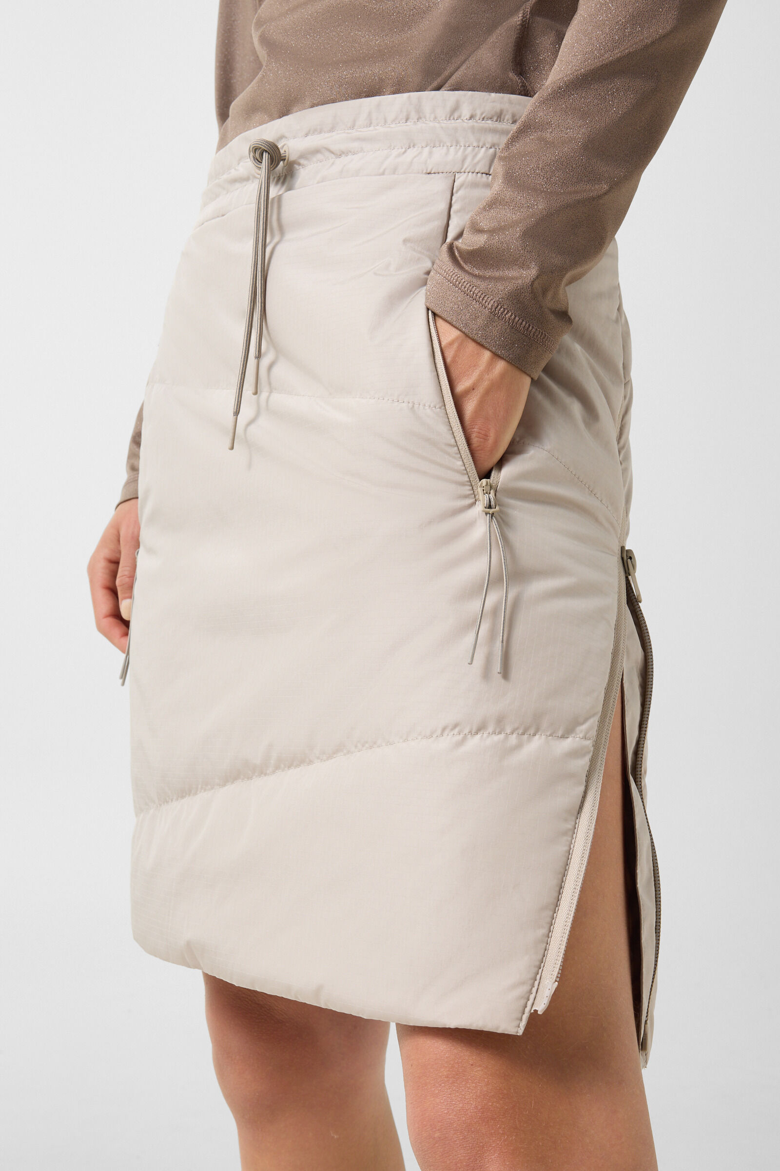Belva Functional Quilted Skirt Beige