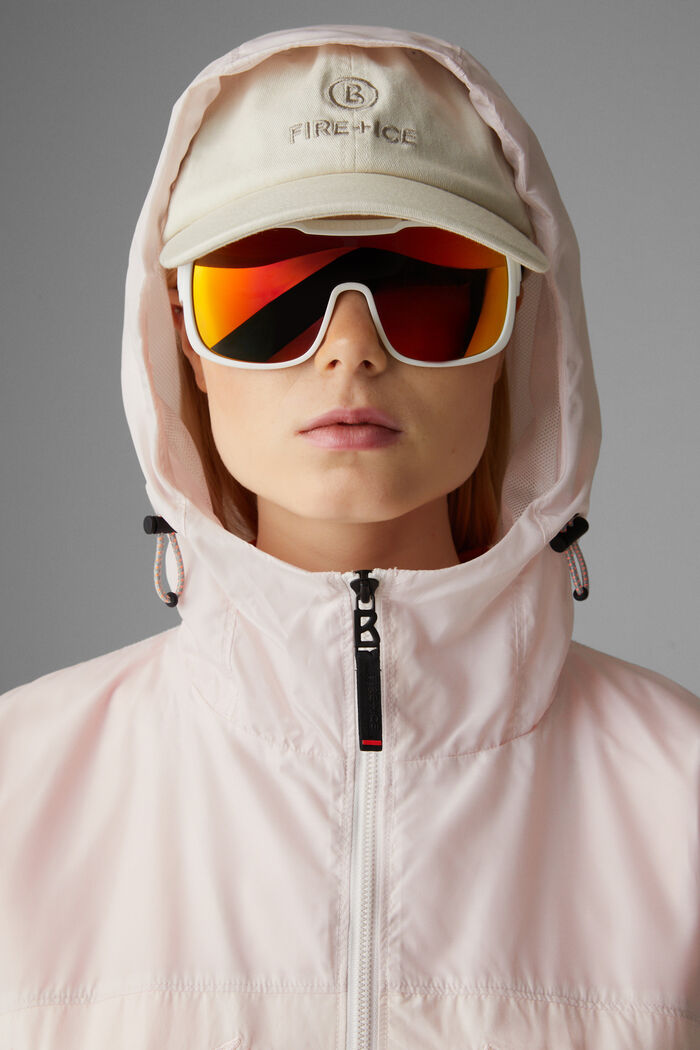 Jacke Hanya Jacke Hanya
