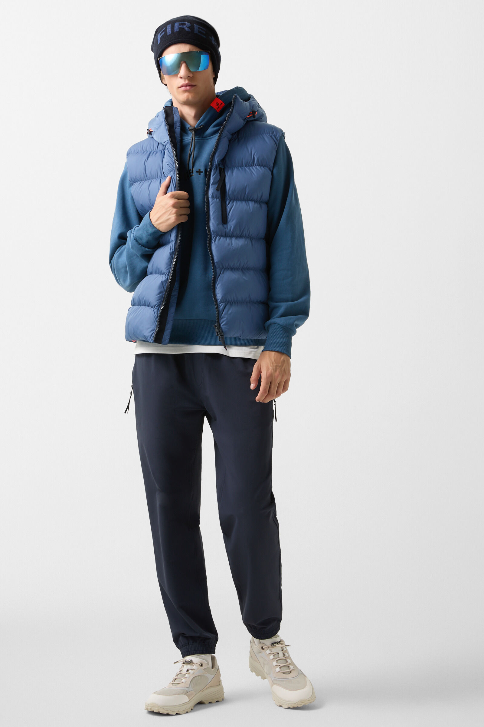 Howard quilted waistcoat Blue