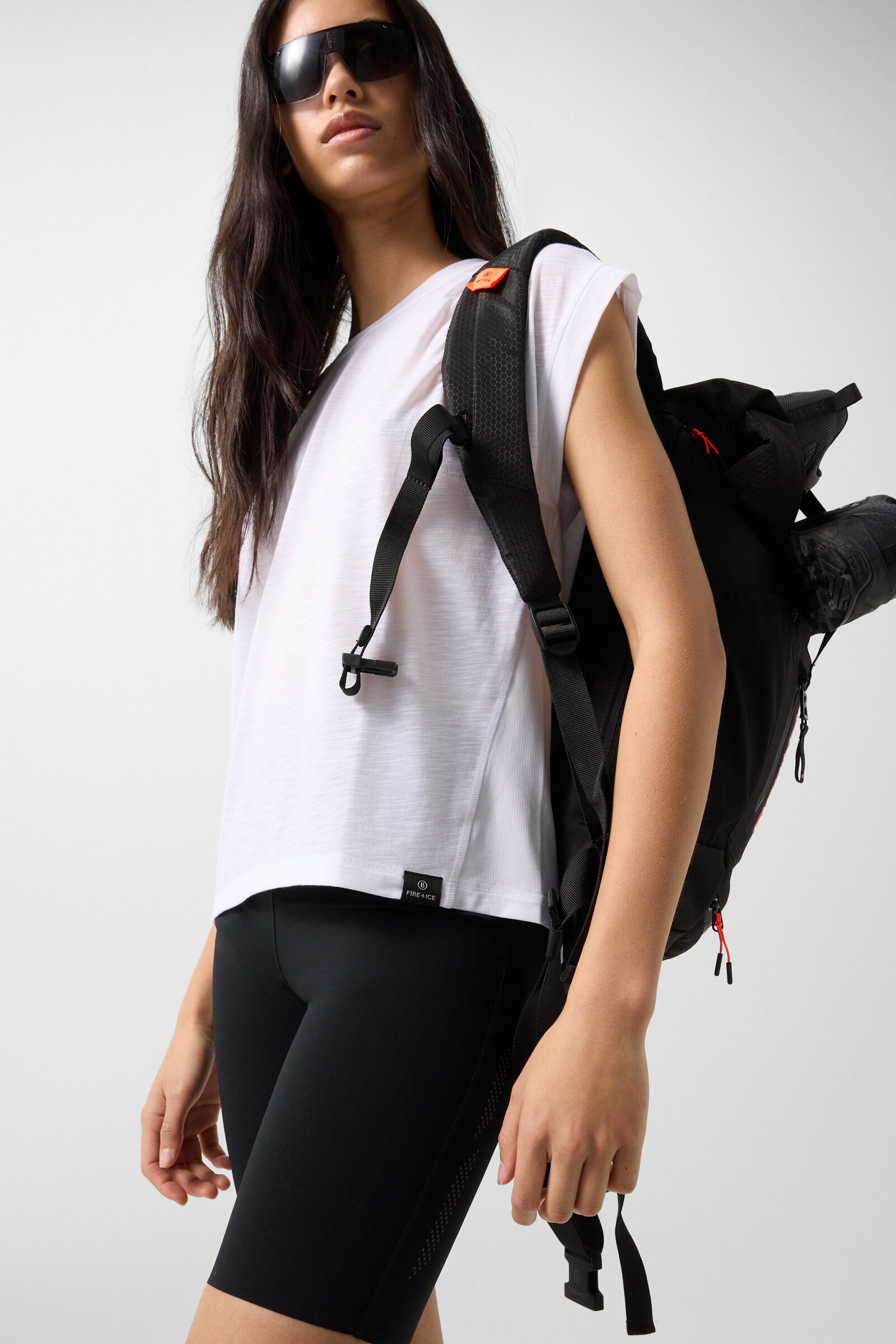 T-Shirt Dahlia Wei&szlig;