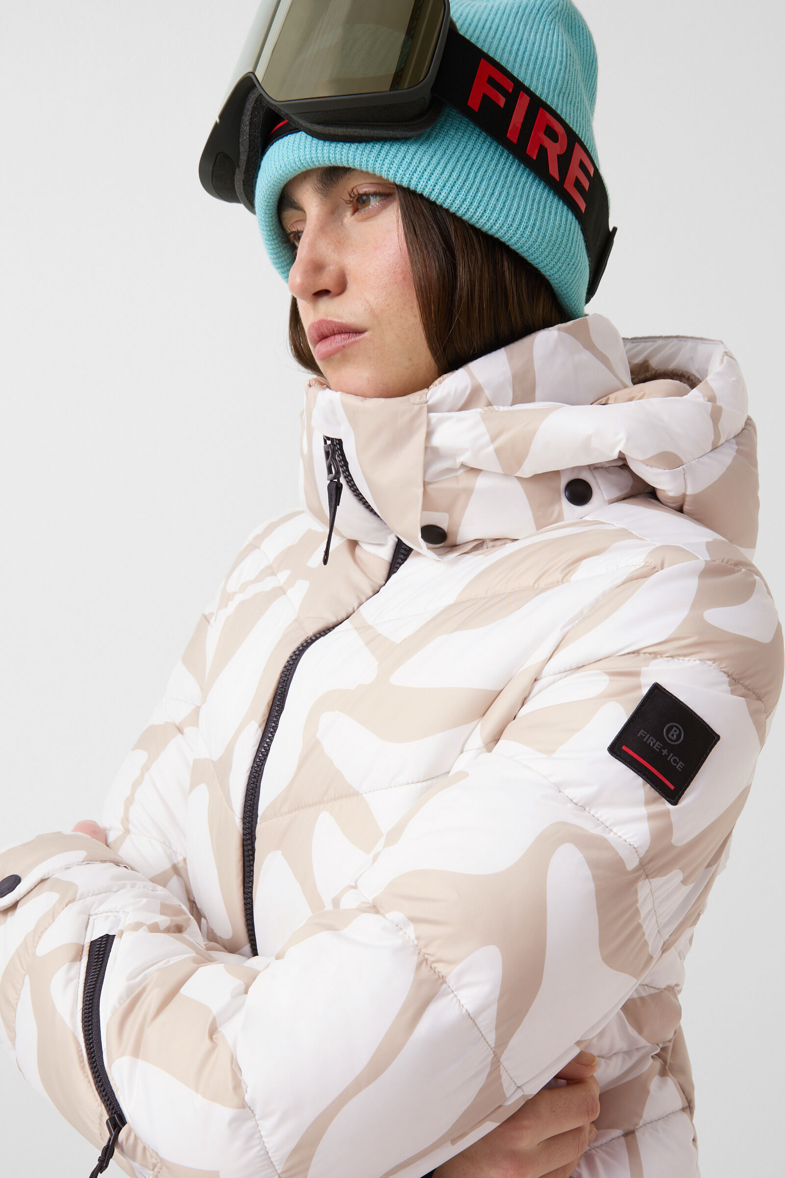 Saelly quilted jacket White/beige