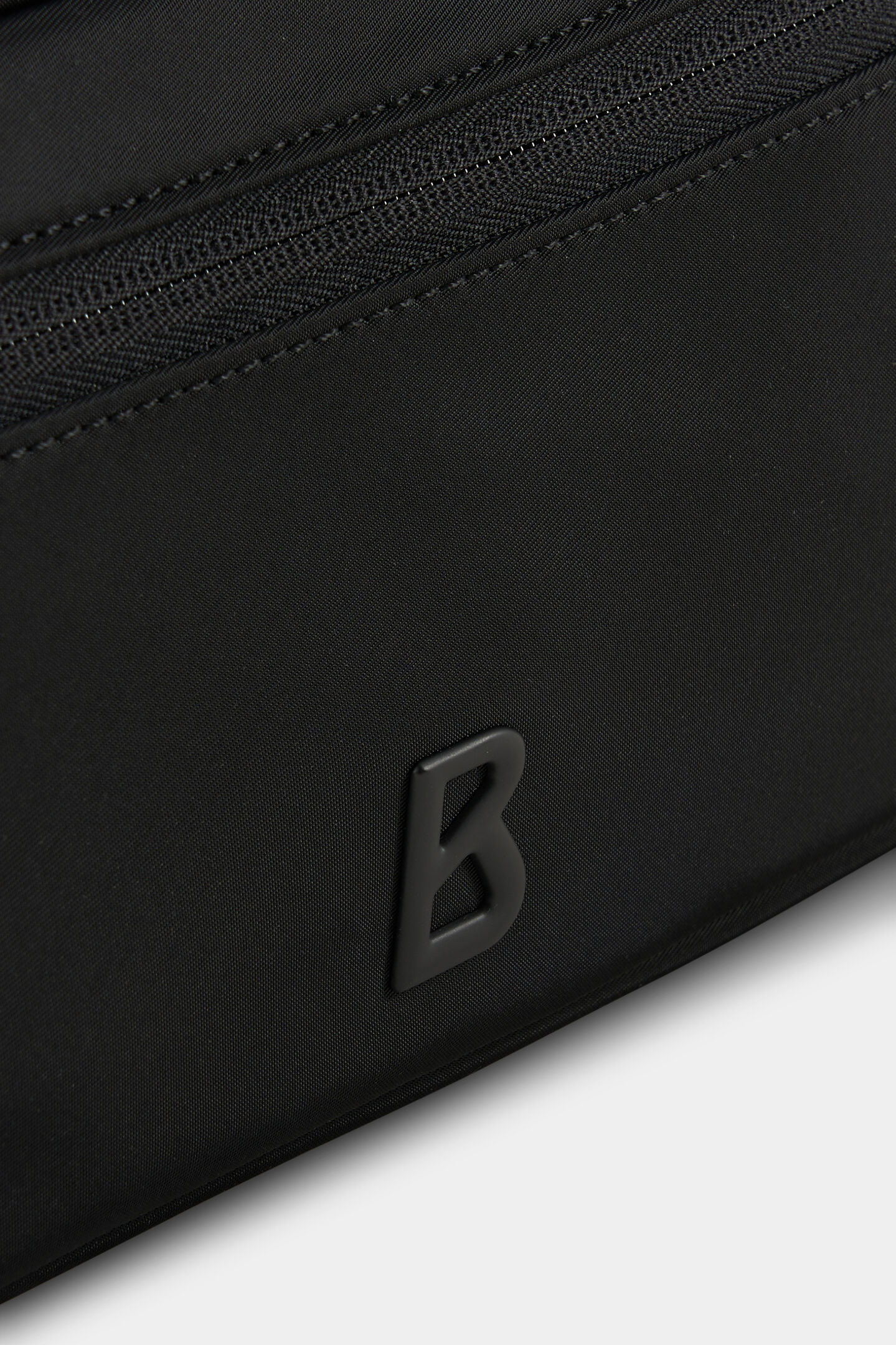 Verbier Play cosmetic pouch Black