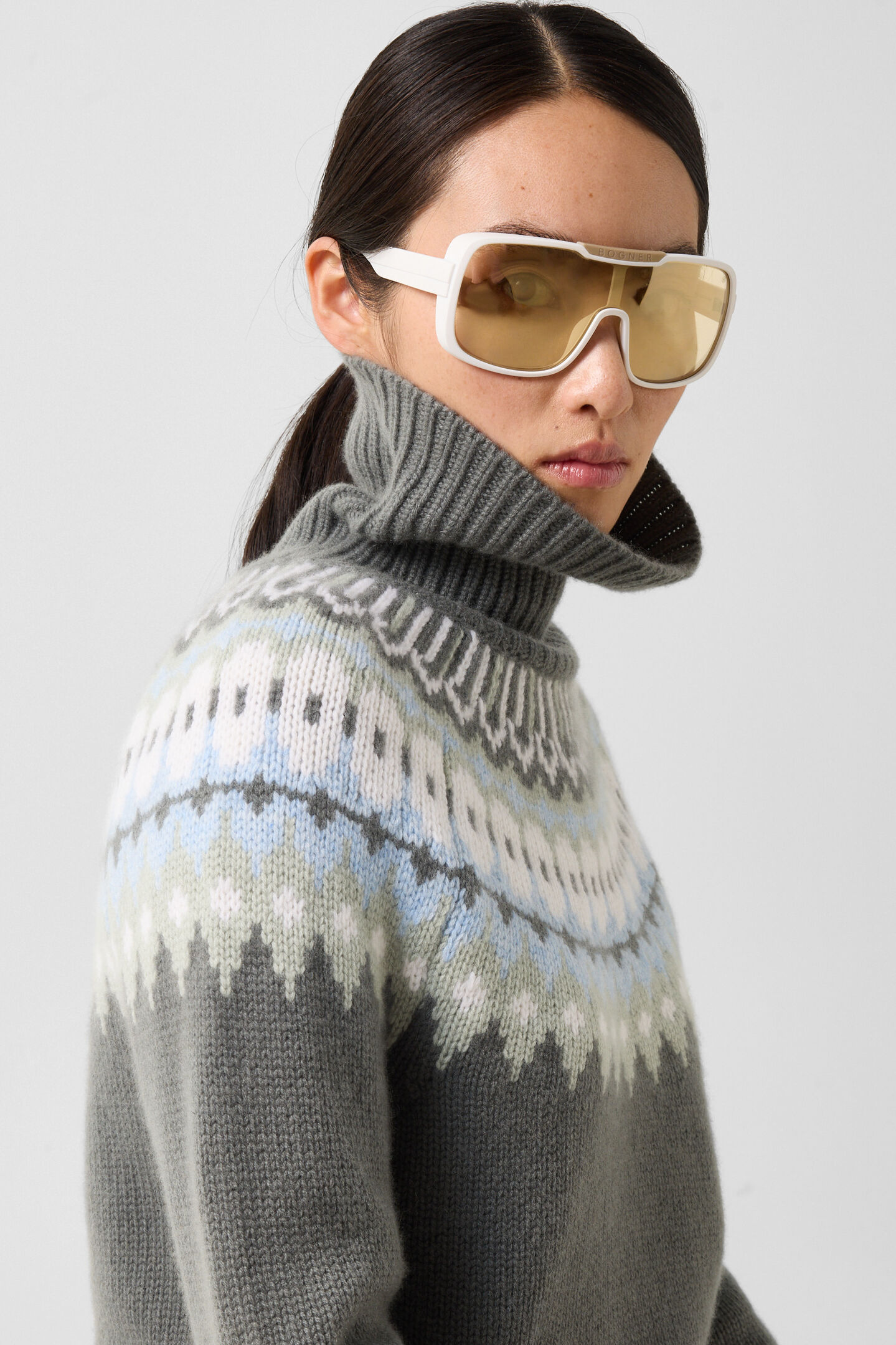 Ingrid cashmere jumper and Norwegian-style jumper Olive/Light blue/Off-white