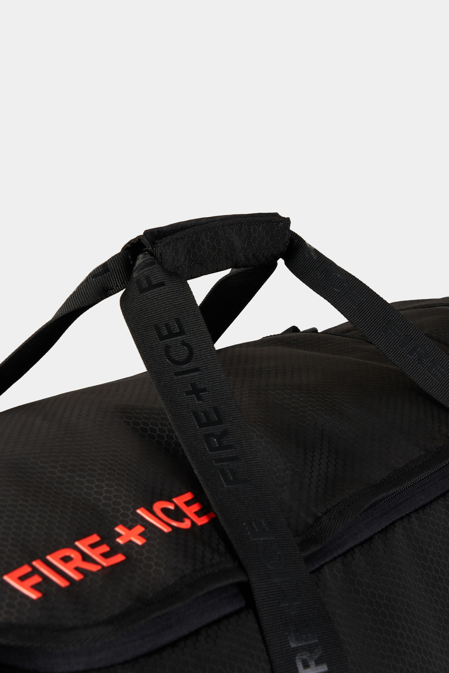 Park City Wynn Travel bag Black