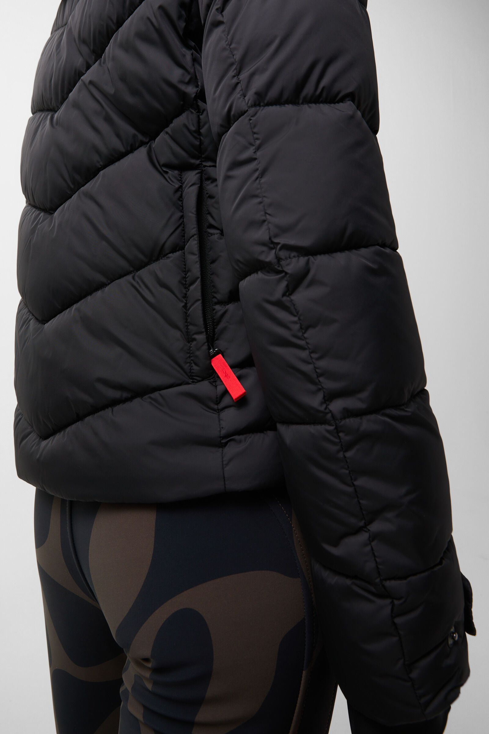 Saelly quilted jacket Black