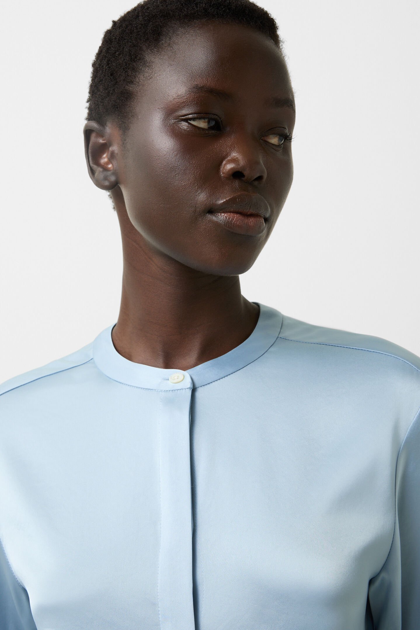 Satin-Bluse Gerrit Hellblau