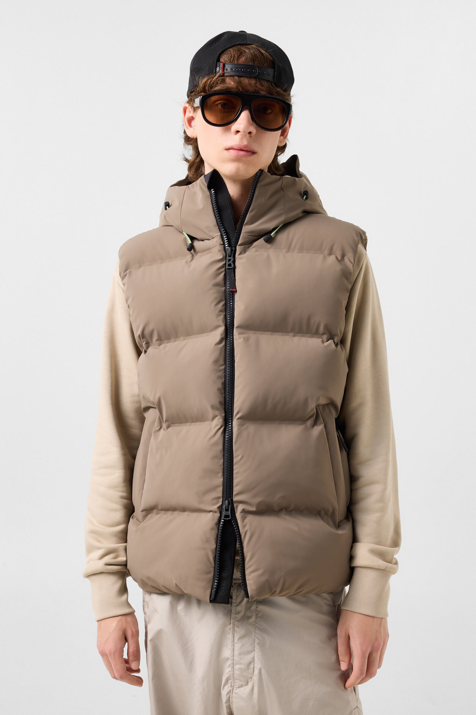 Gill quilted waistcoat Taupe