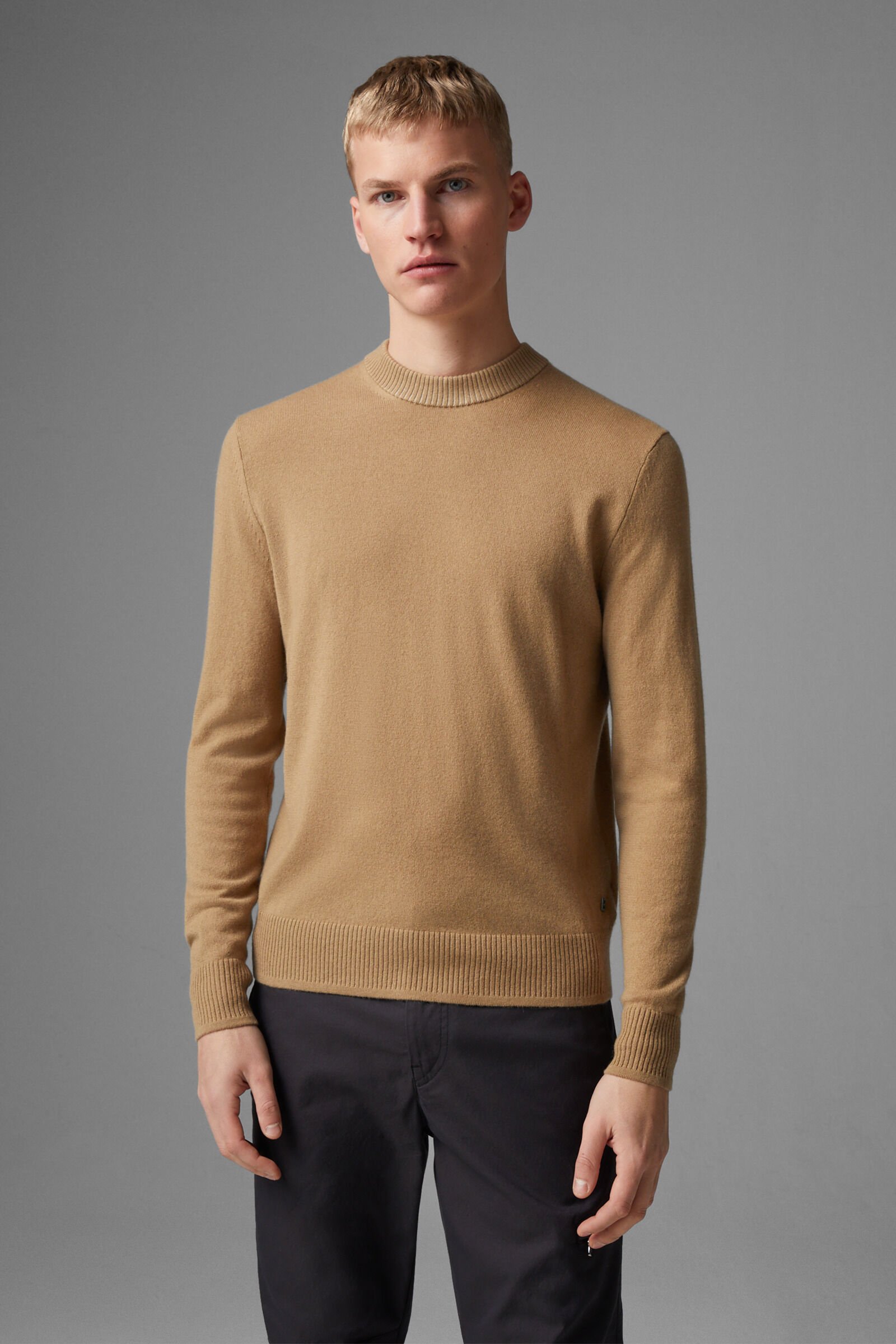 Bogner store sweater sale