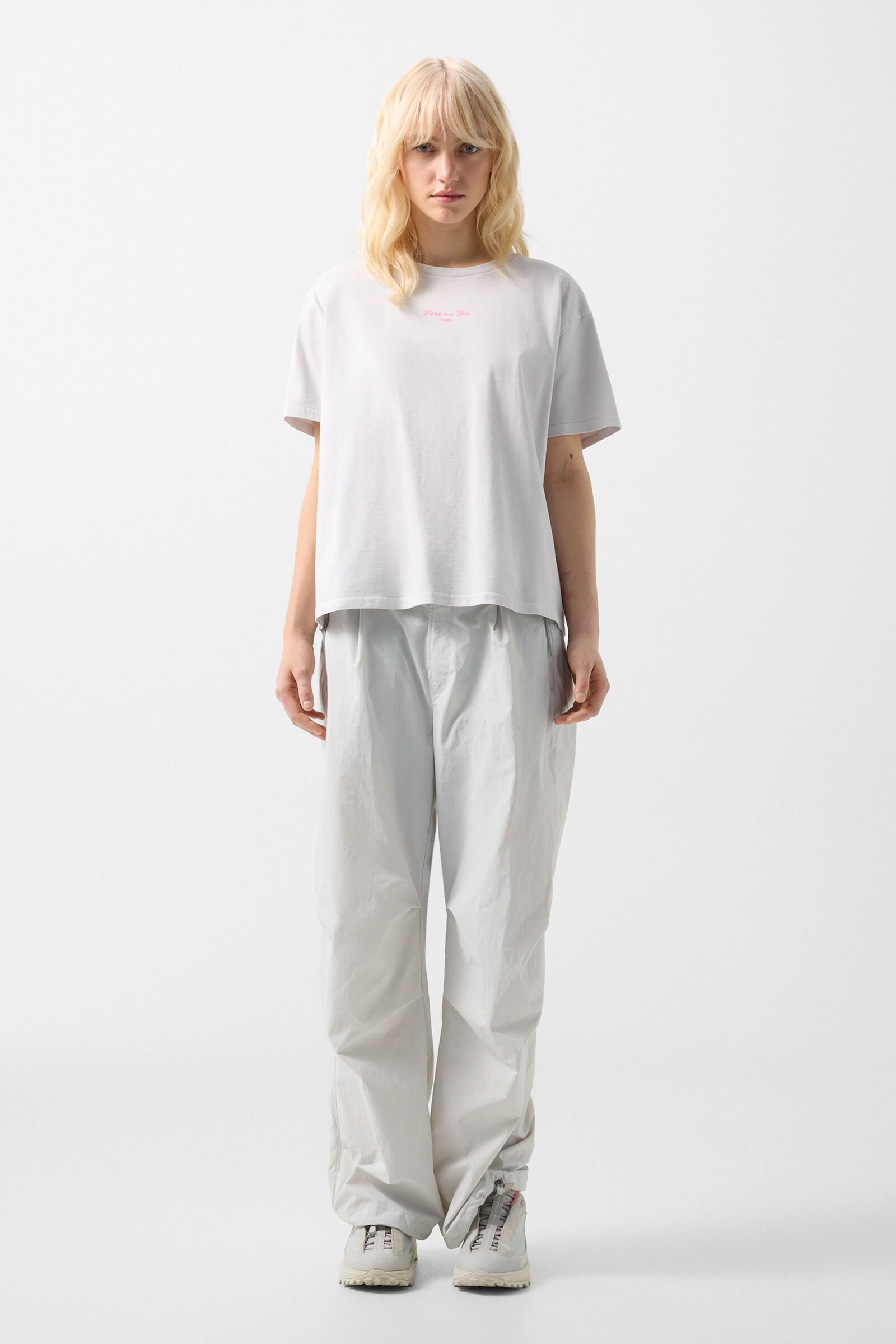 T-shirt Cara Light grey