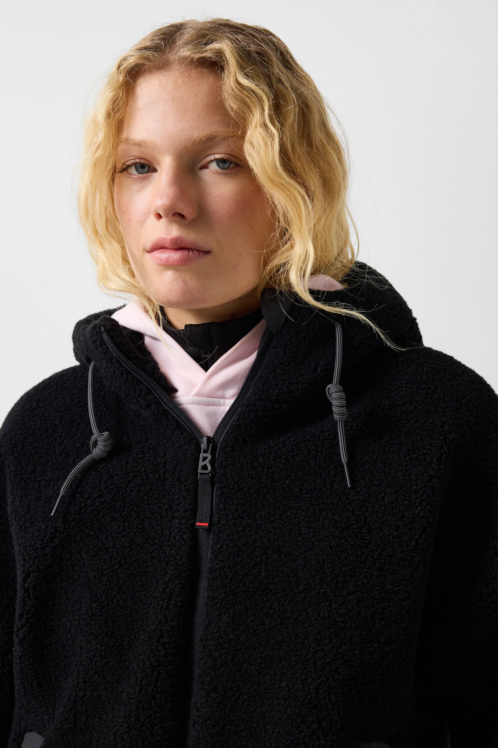 Naera Mid-Layer teddy jacket Black