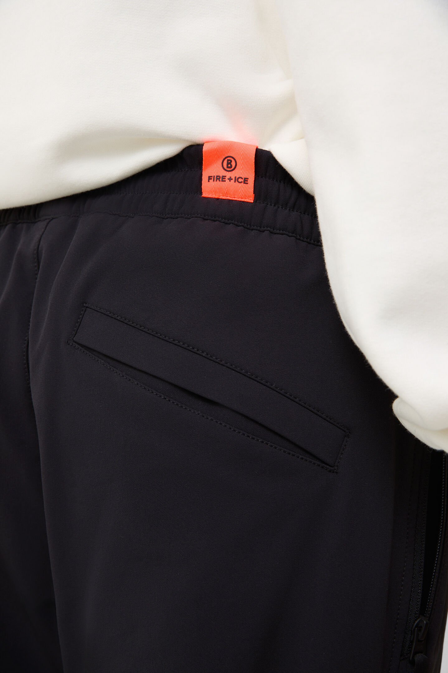 Arved softshell trousers Black