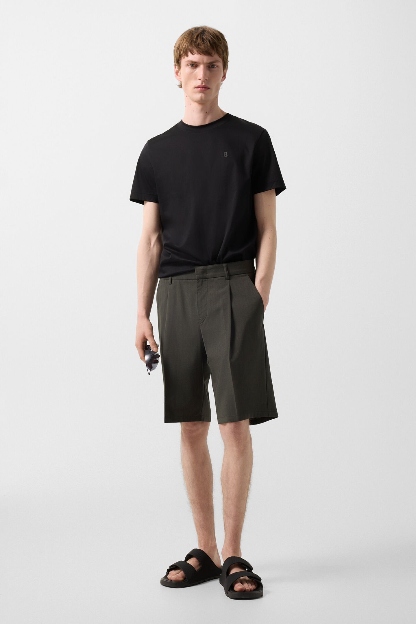 Johny pleated shorts Olive green