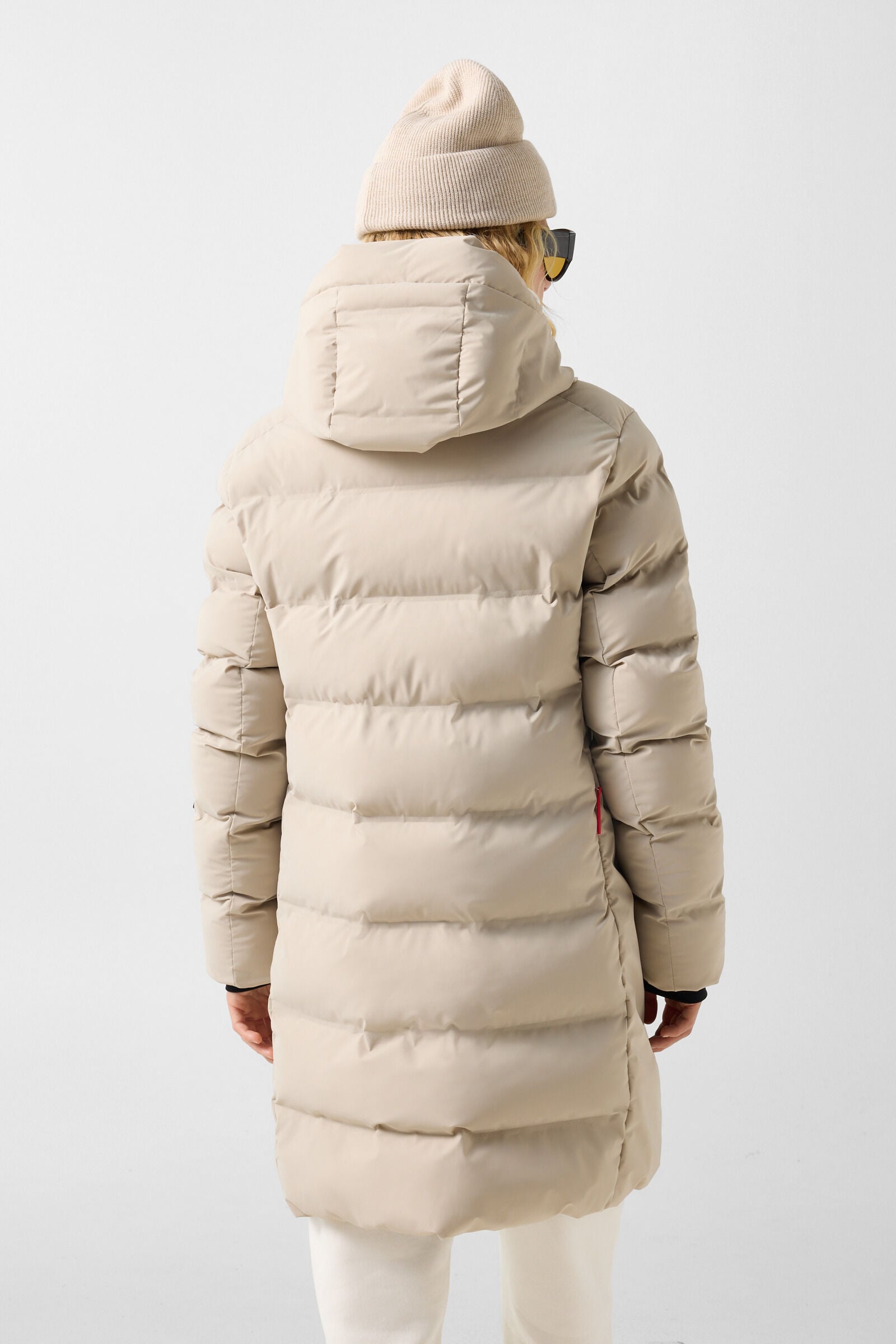 Tec-Aen quilted coat Beige