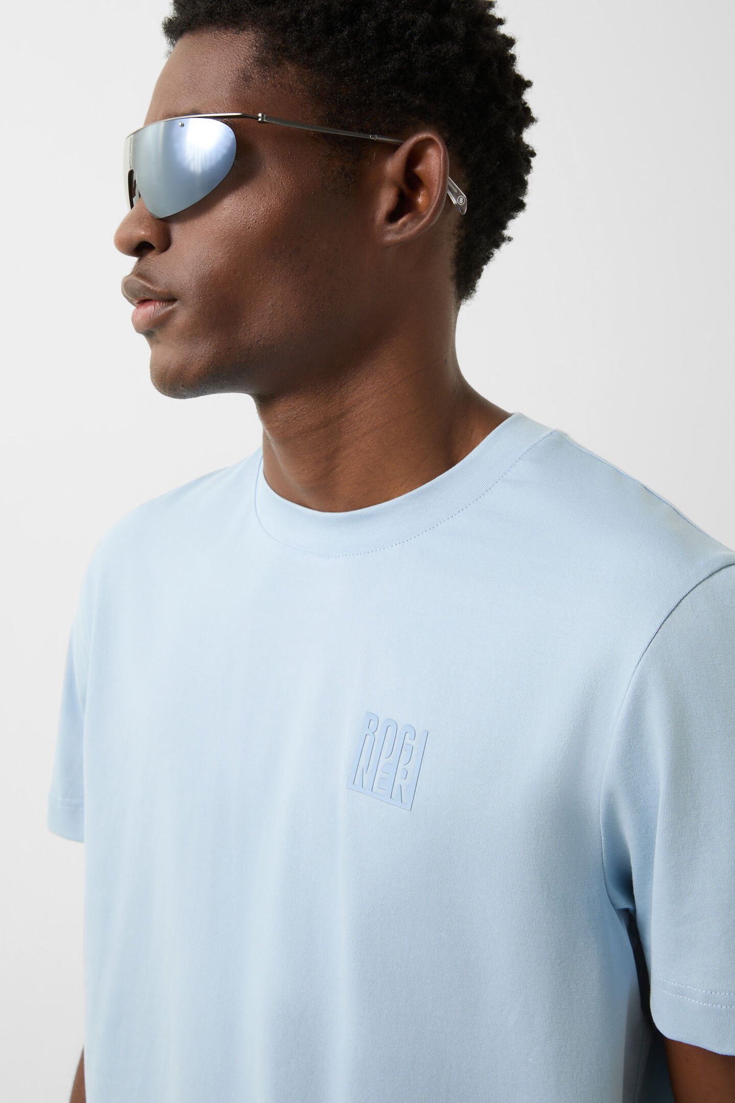 T-Shirt Ryan Hellblau