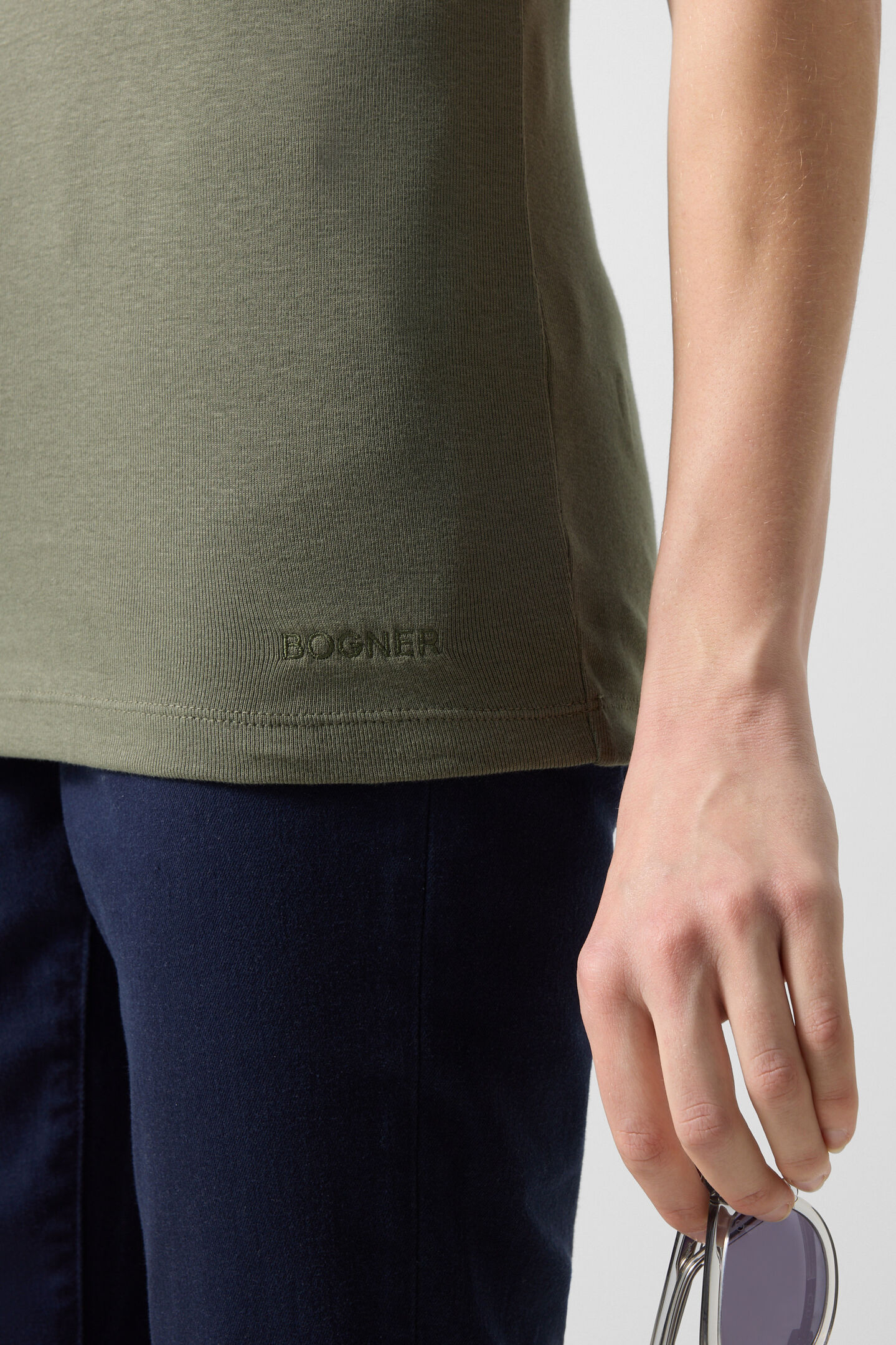 Nikini T-shirt Olive green 