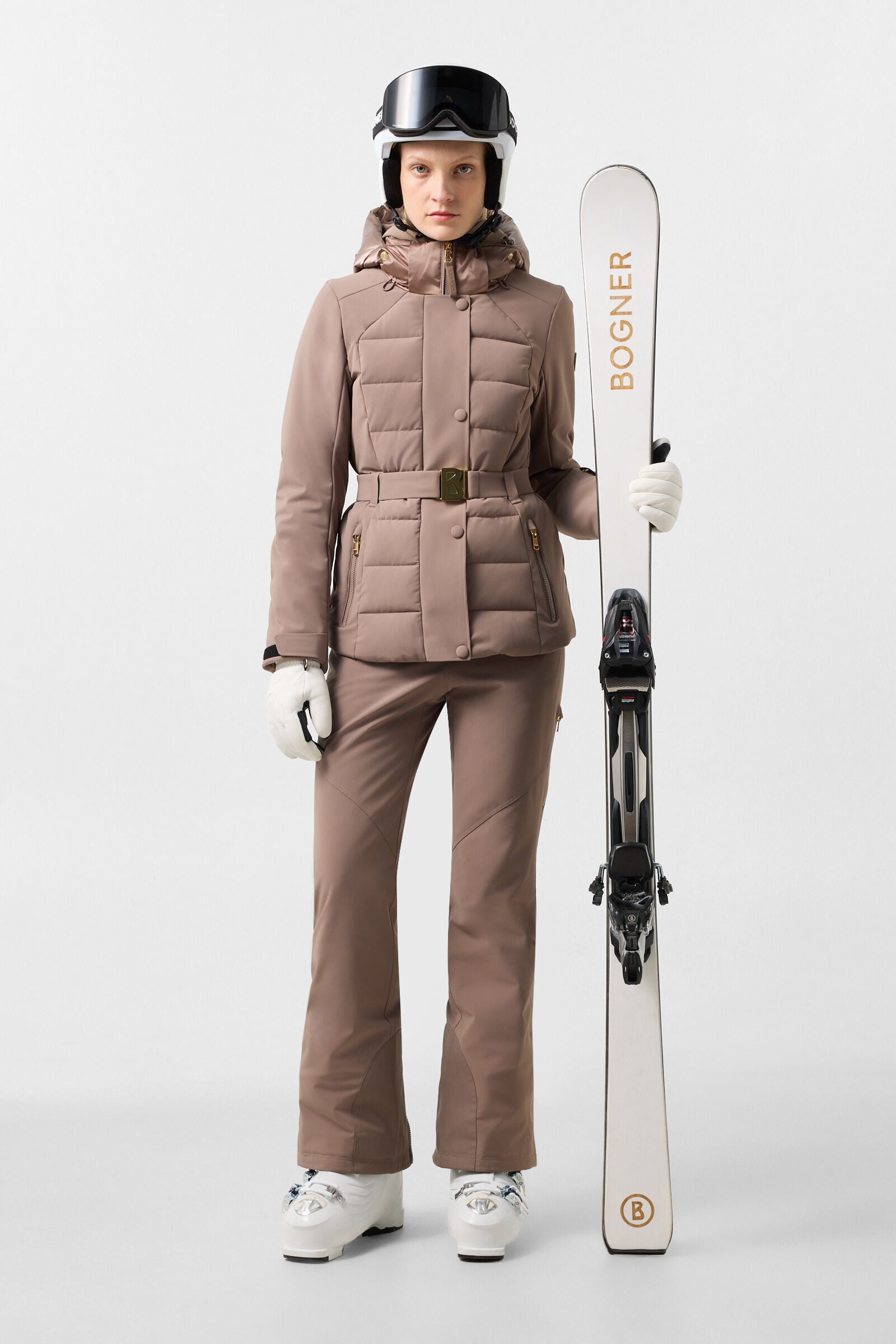 Ski-jas Elva Hazel