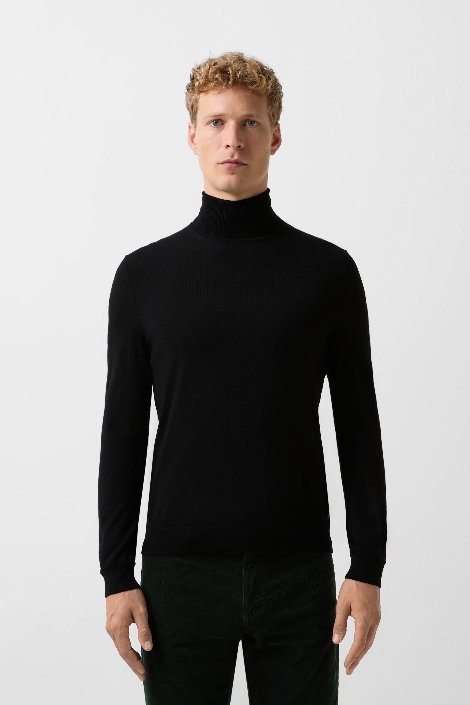 Gordon turtleneck jumper Black