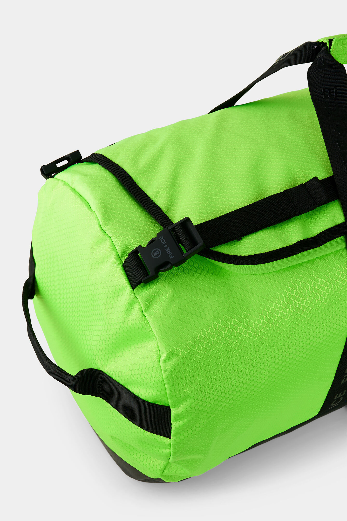 Park City Wynn Travel bag Neon green
