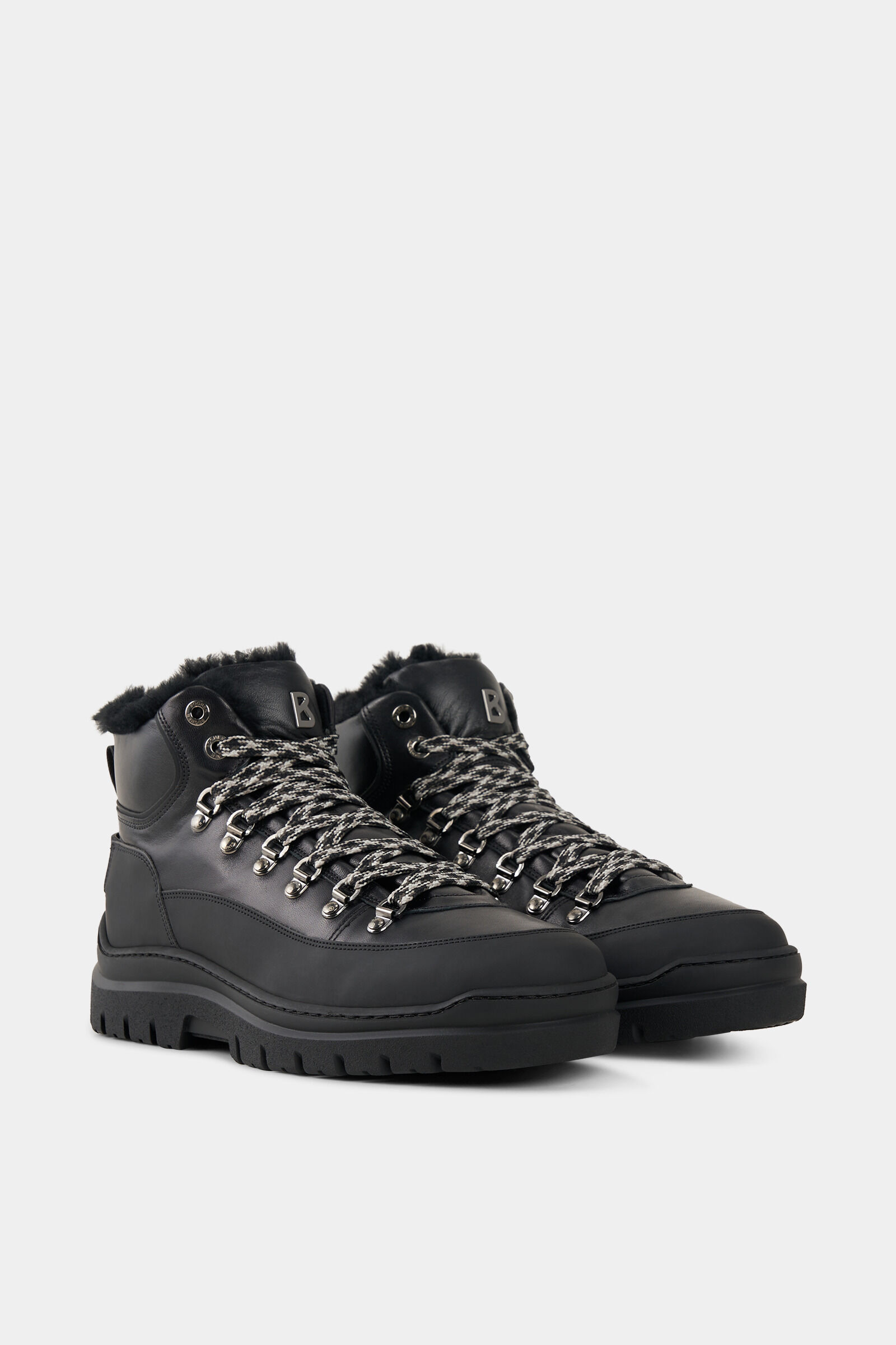 Mid Boots Bansko with spikes Black