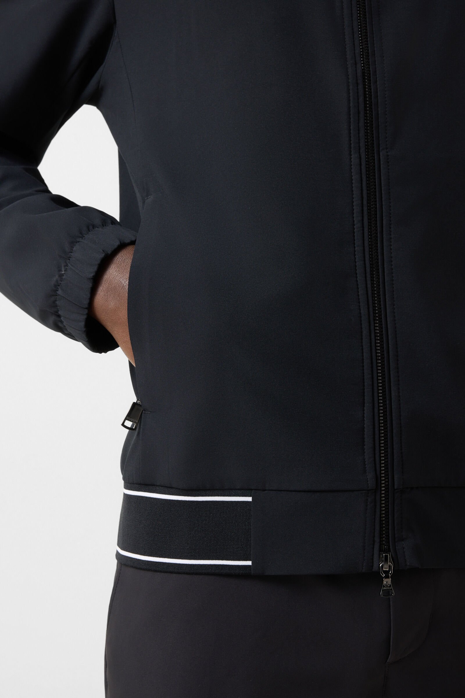 Olan functional jacket Black