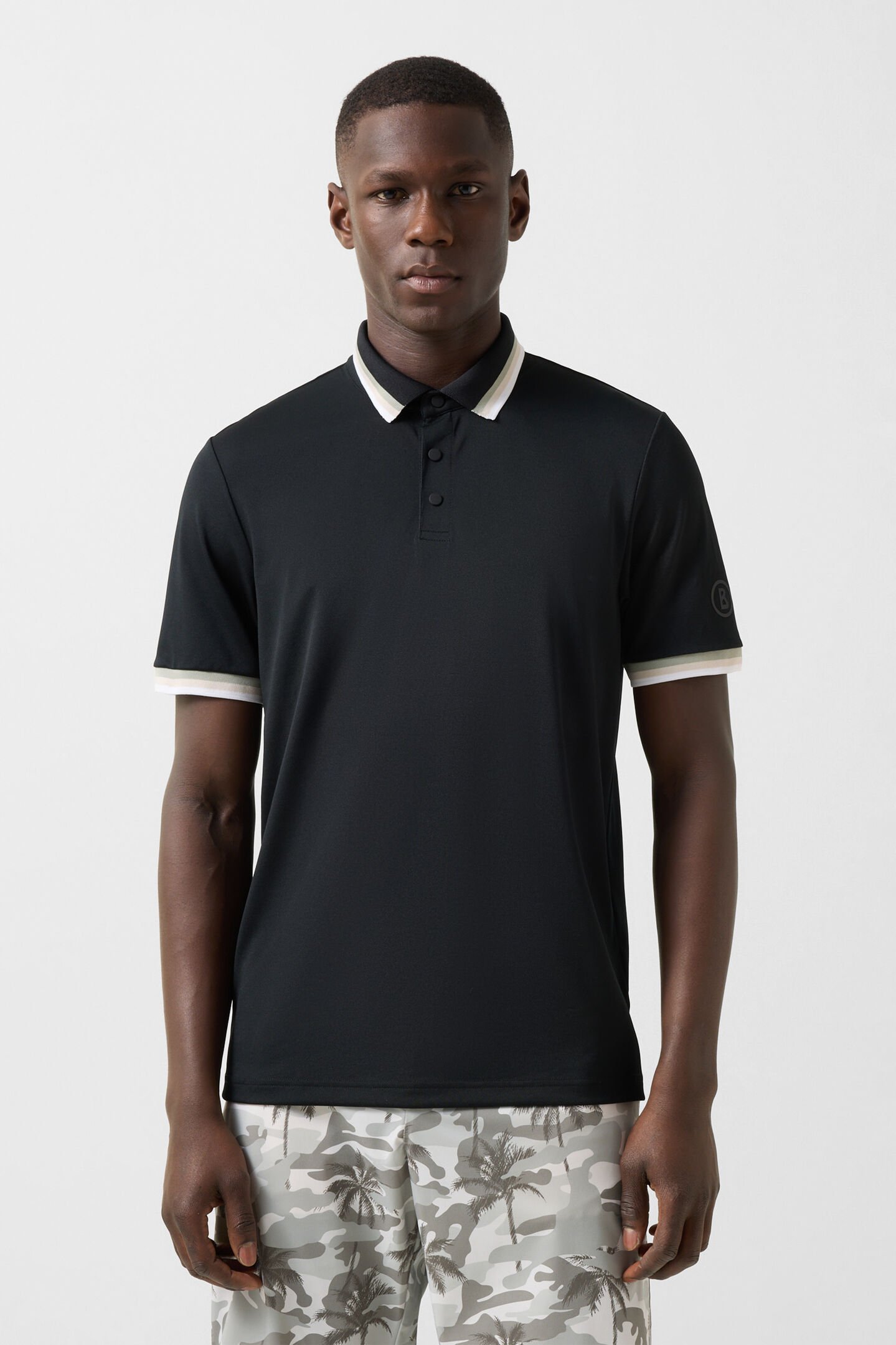Arik functional short-sleeved top Black