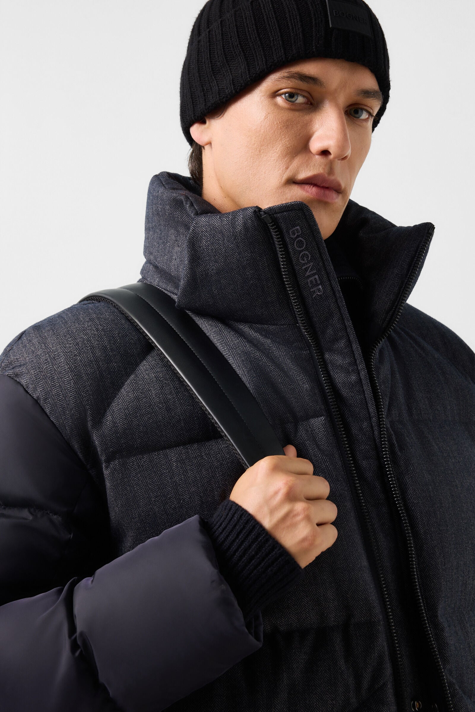 Jones short down coat Navy
