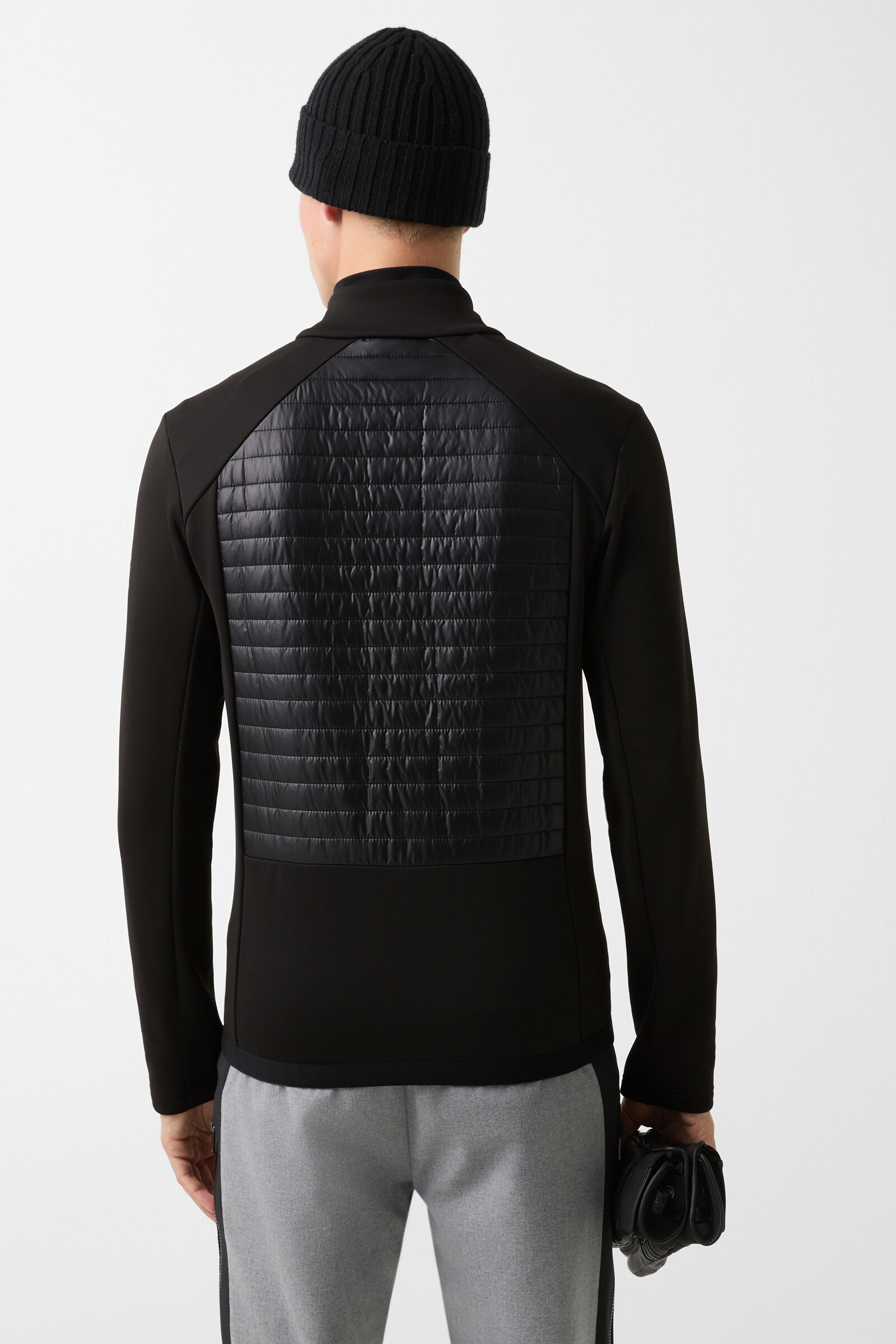 Midlayer Jesko Black