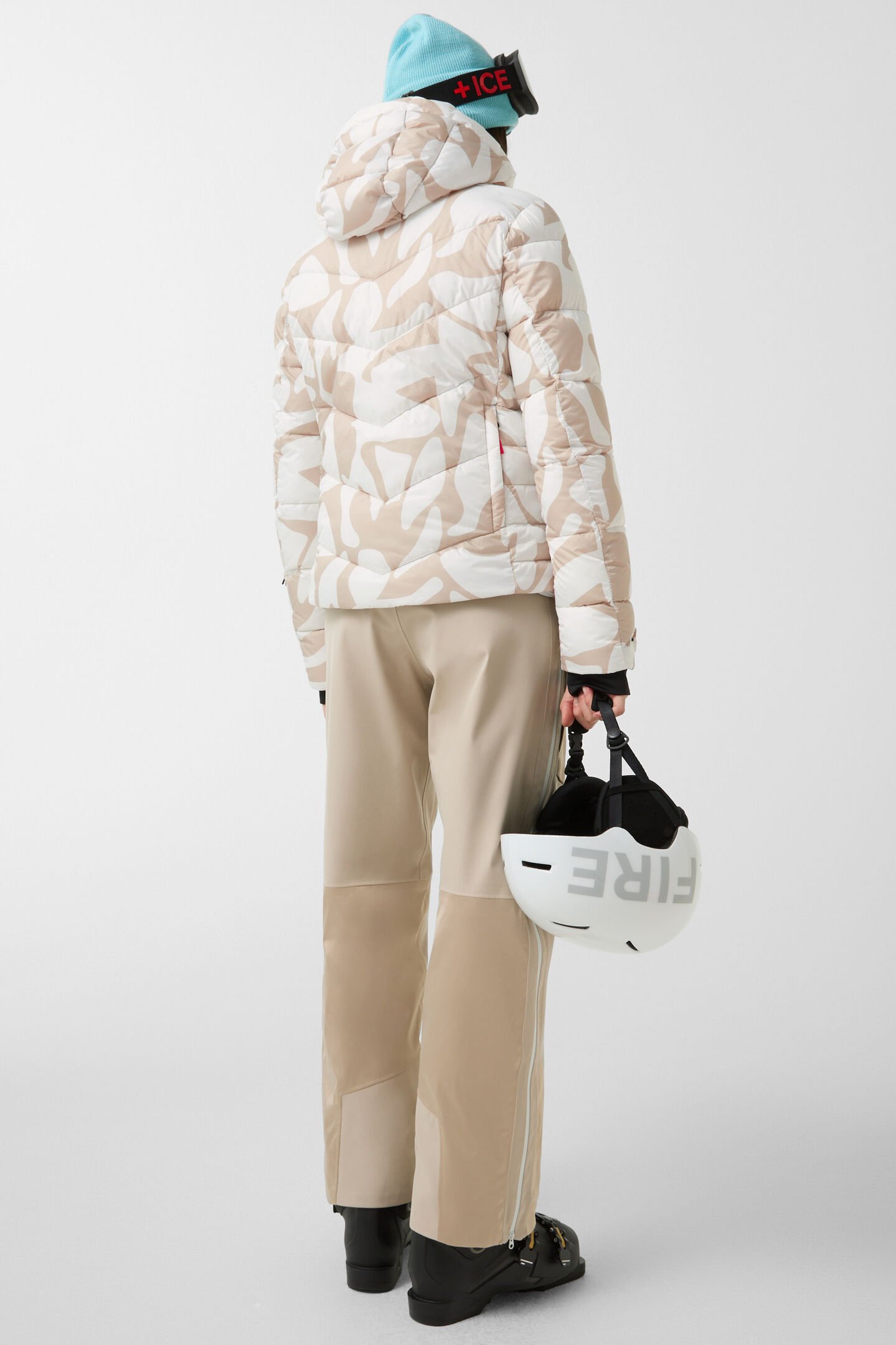 Saelly quilted jacket White/beige