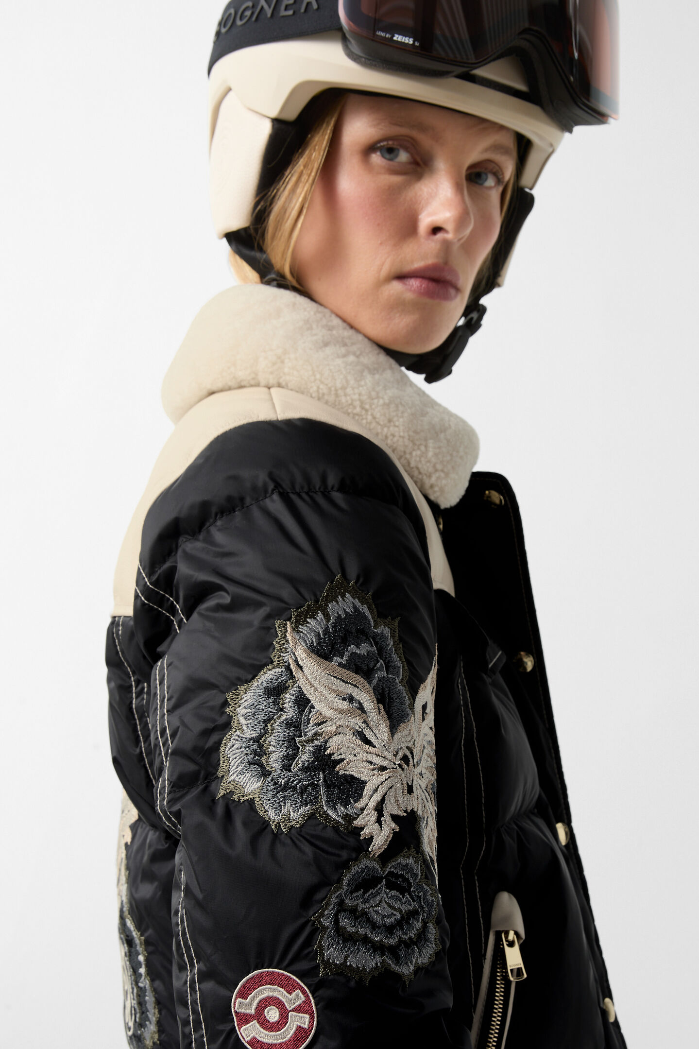 Ski-Daunenjacke Amia Schwarz/Creme