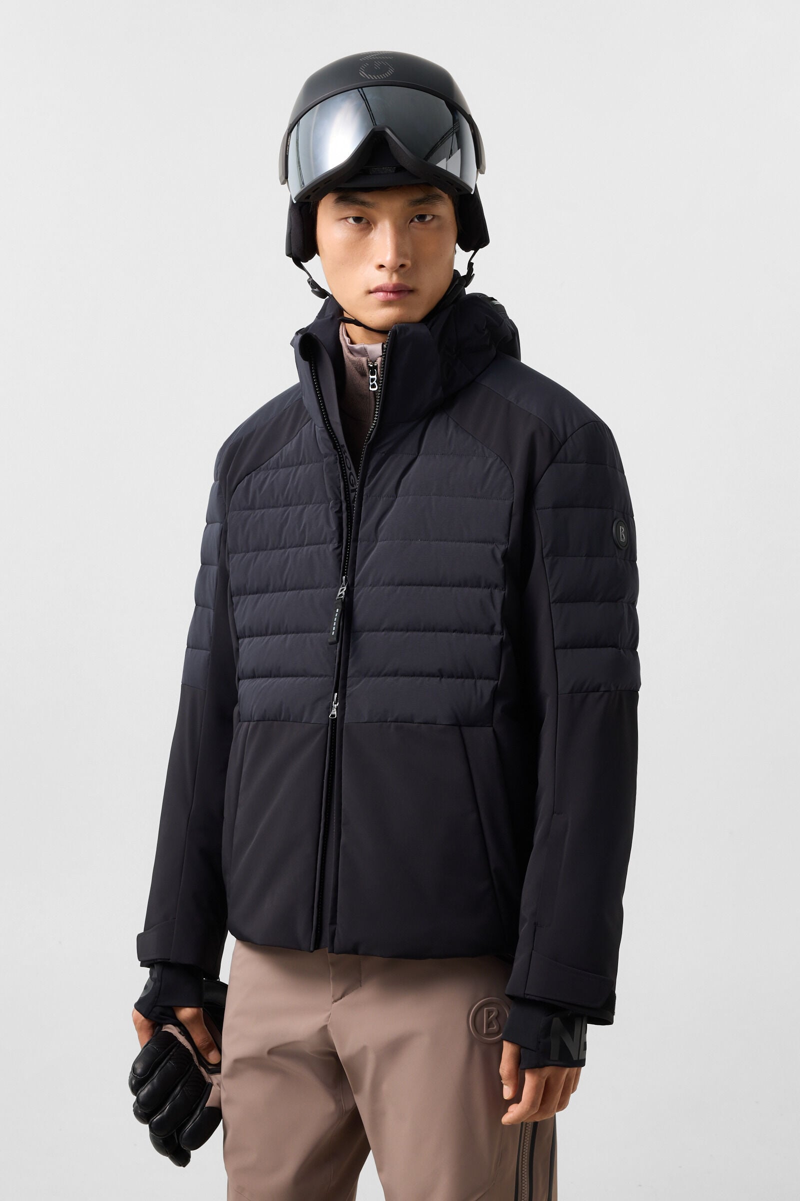 Hennik ski jacket Black