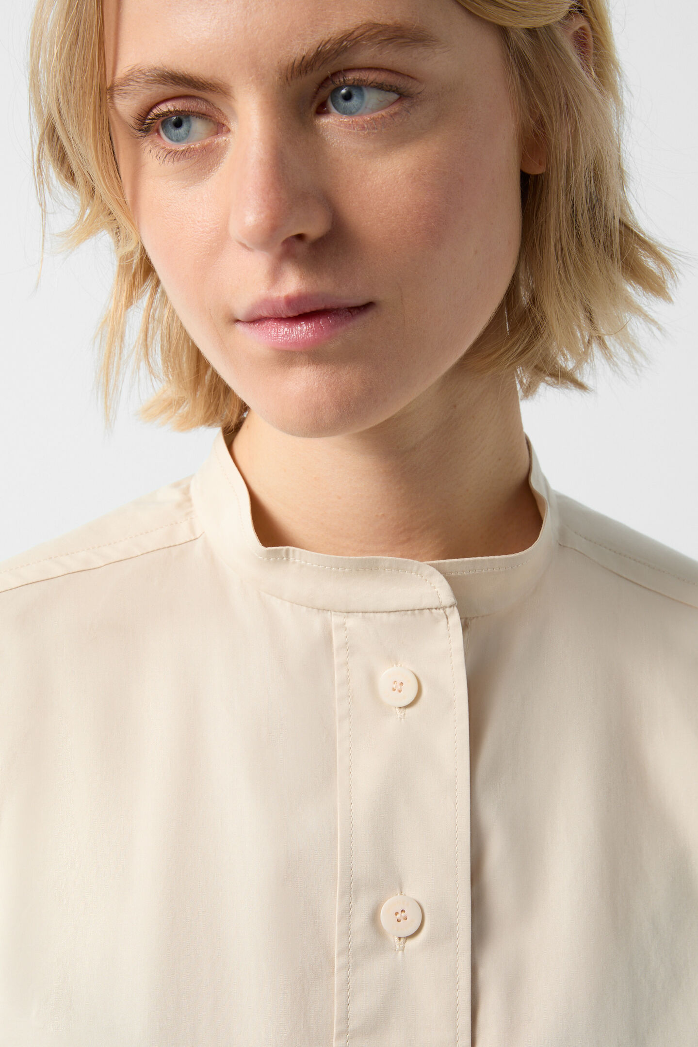 Avril Short-sleeve blouse Sand