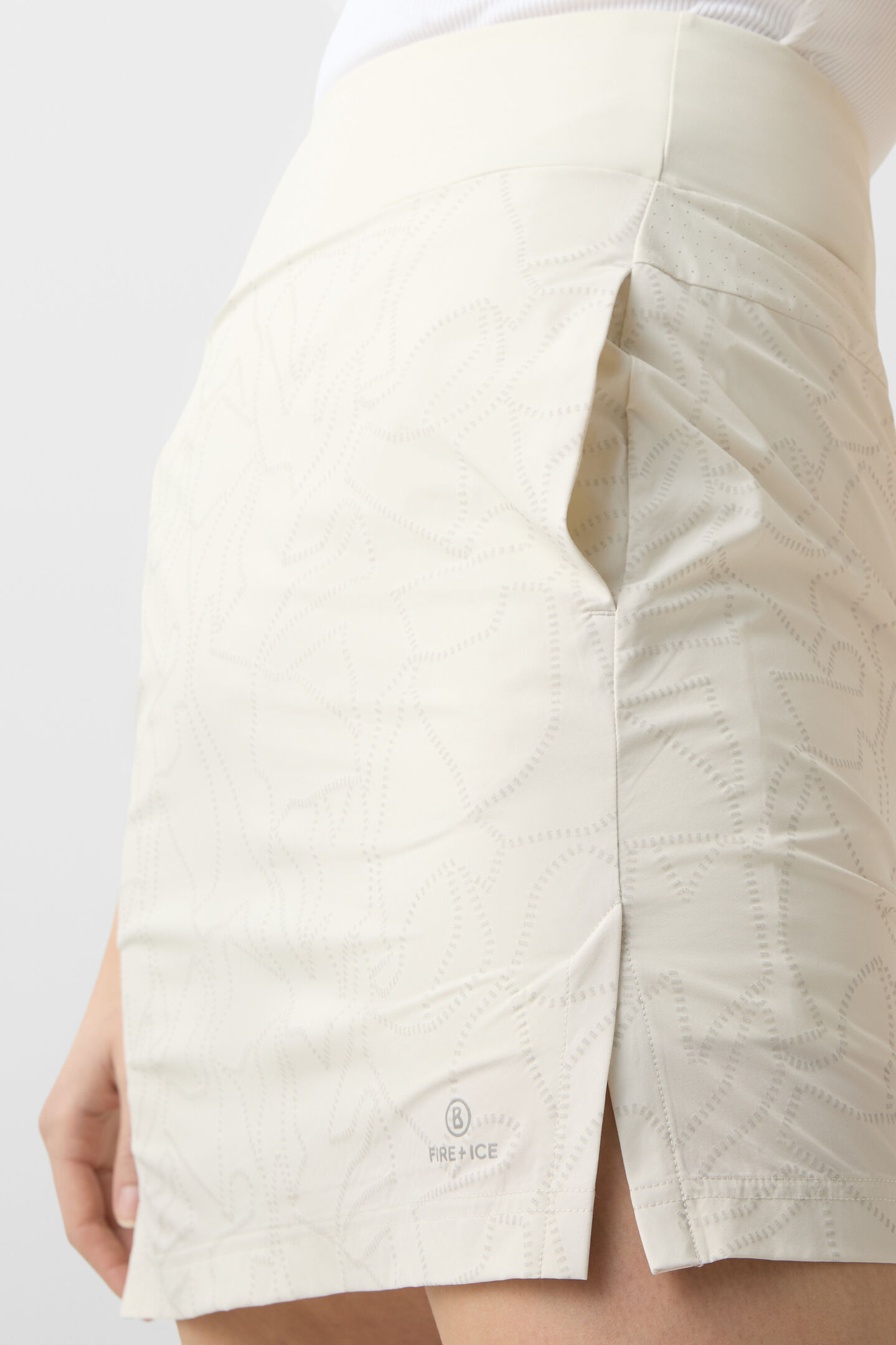 Gylla functional skirt Sand