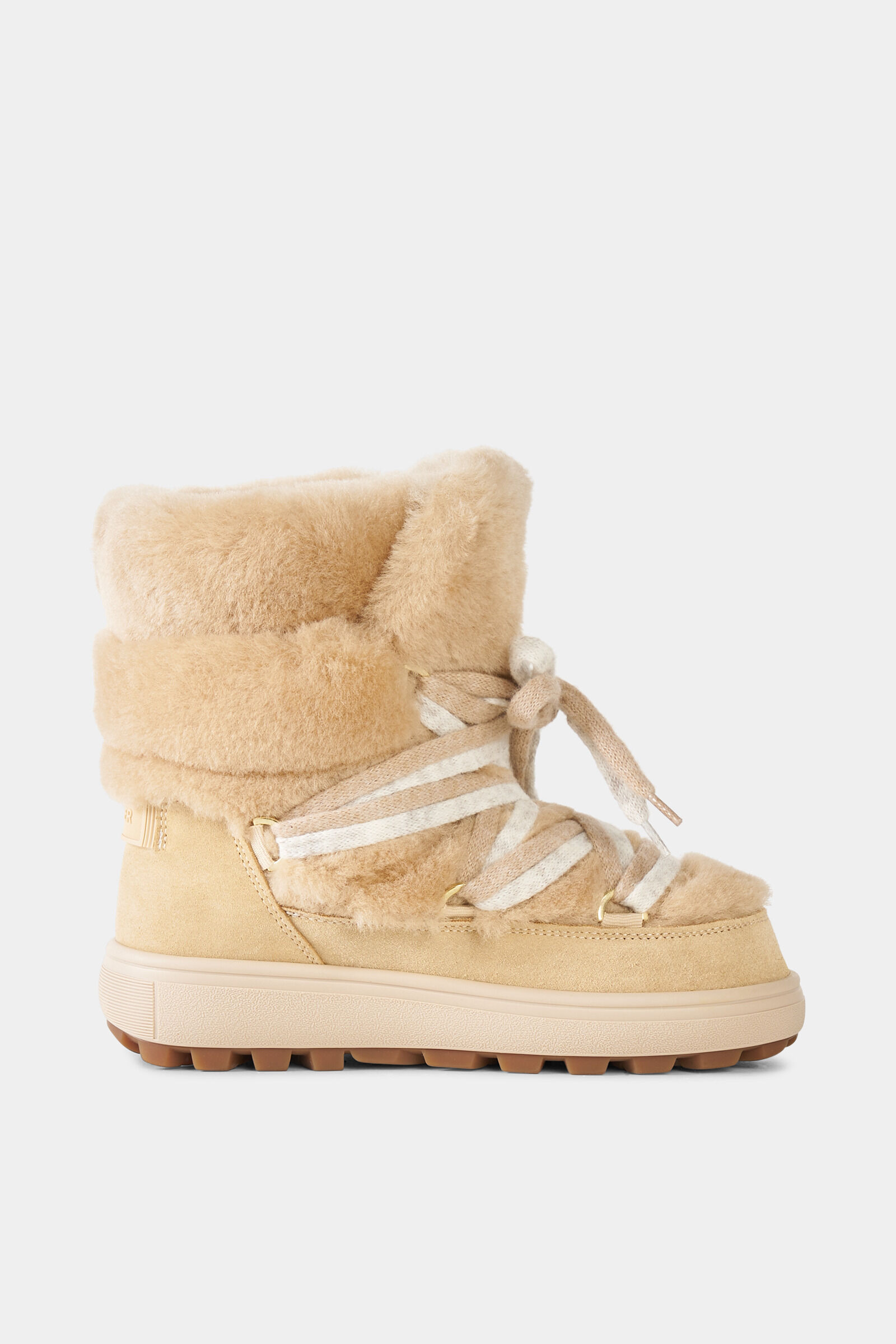 Chamonix Snow Boots with Spikes Beige