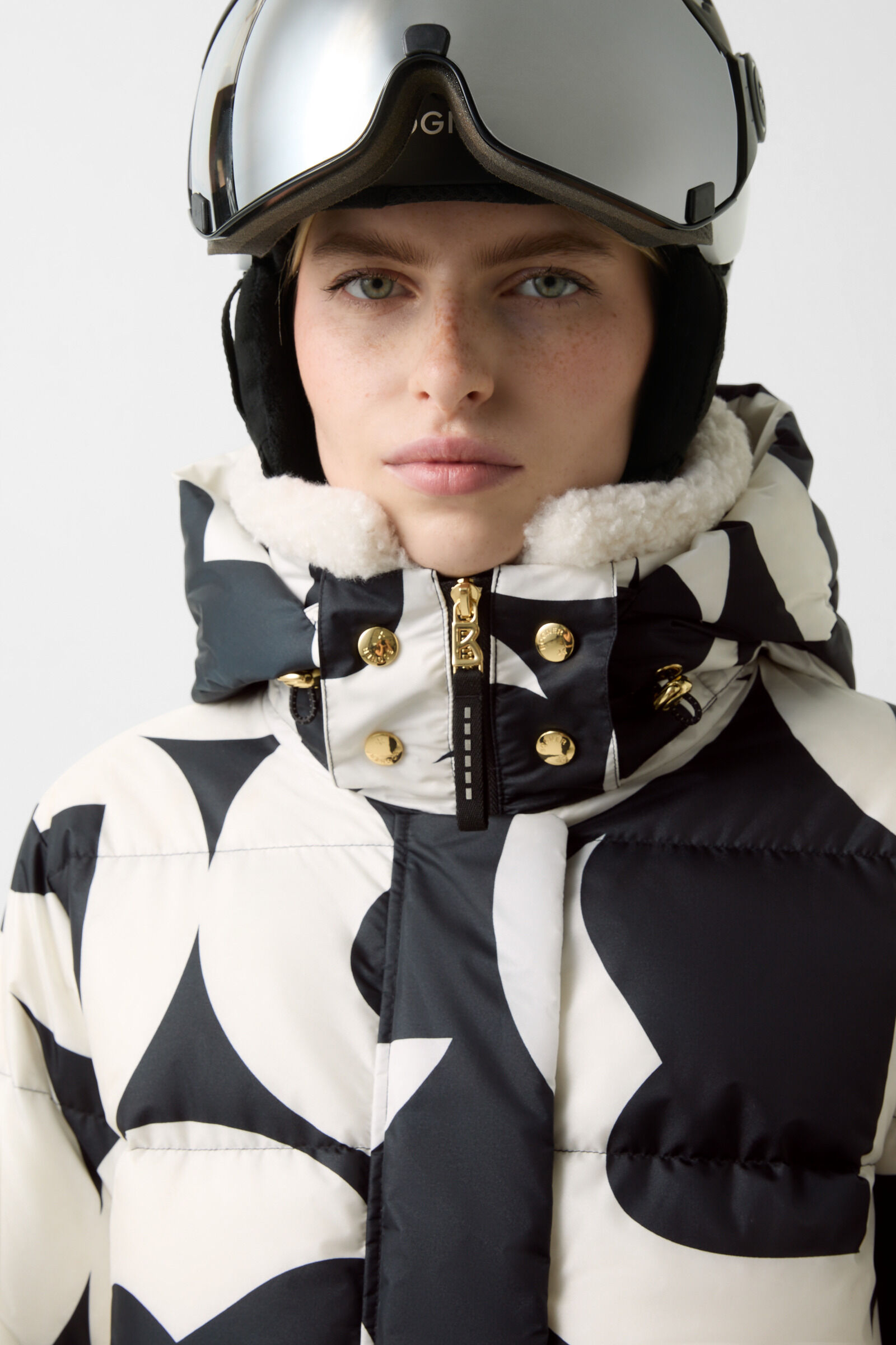 Maja down ski jacket Black/Off-White