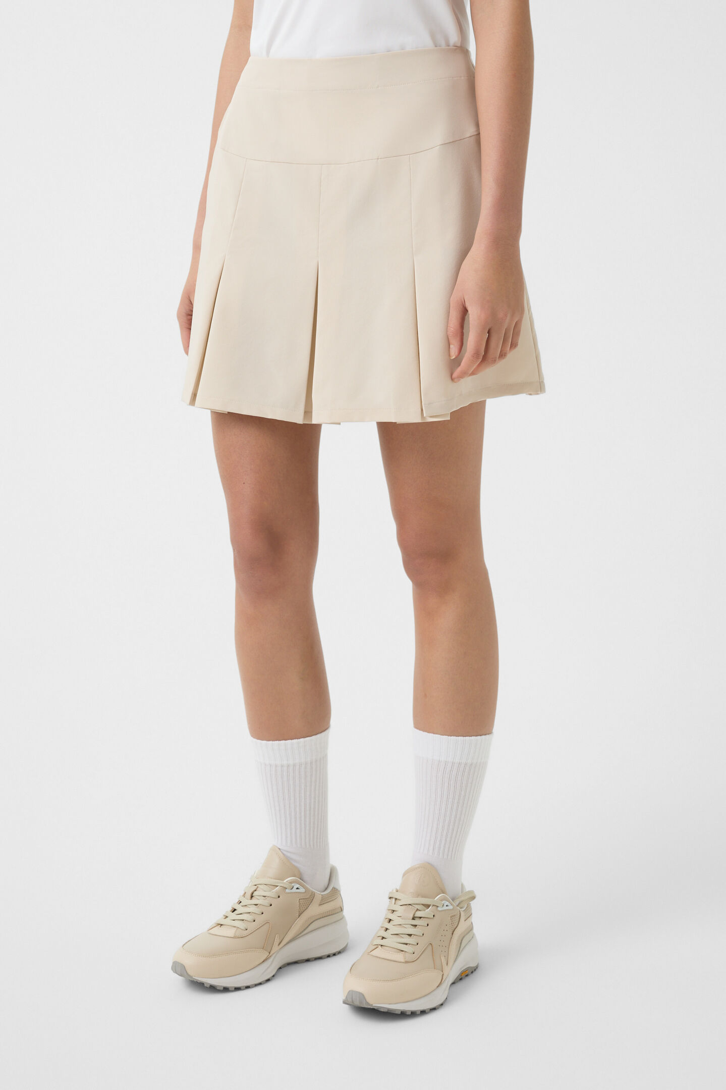 Lonie skort Sand