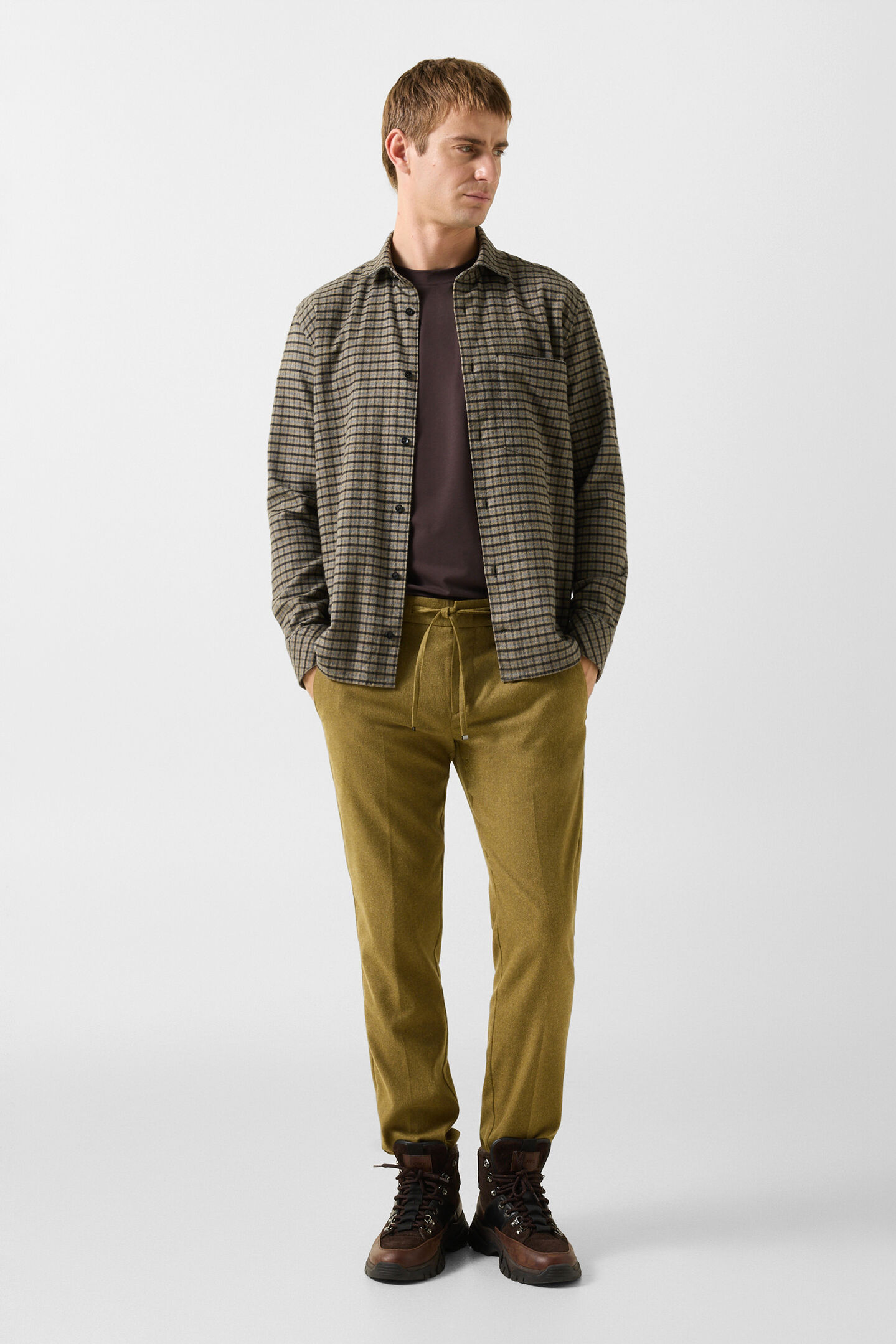 Riley Business wool mix trousers Olive
