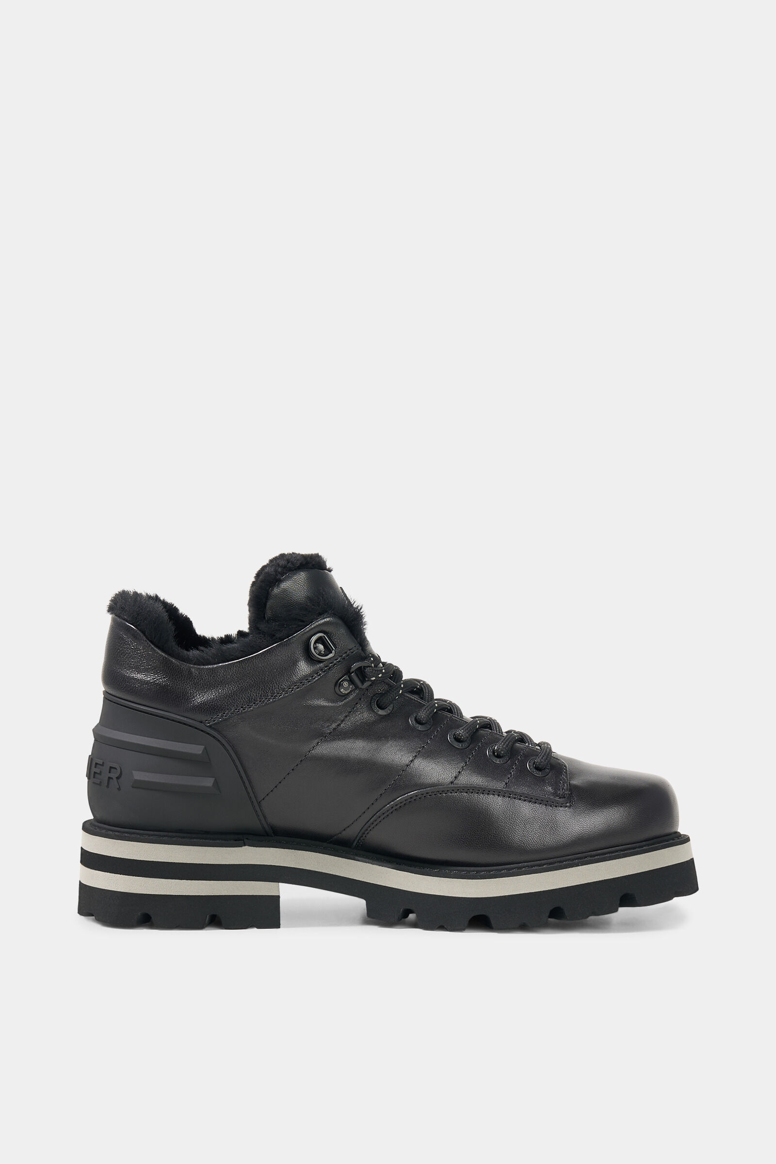 Lace-up Boots Courchevel Black