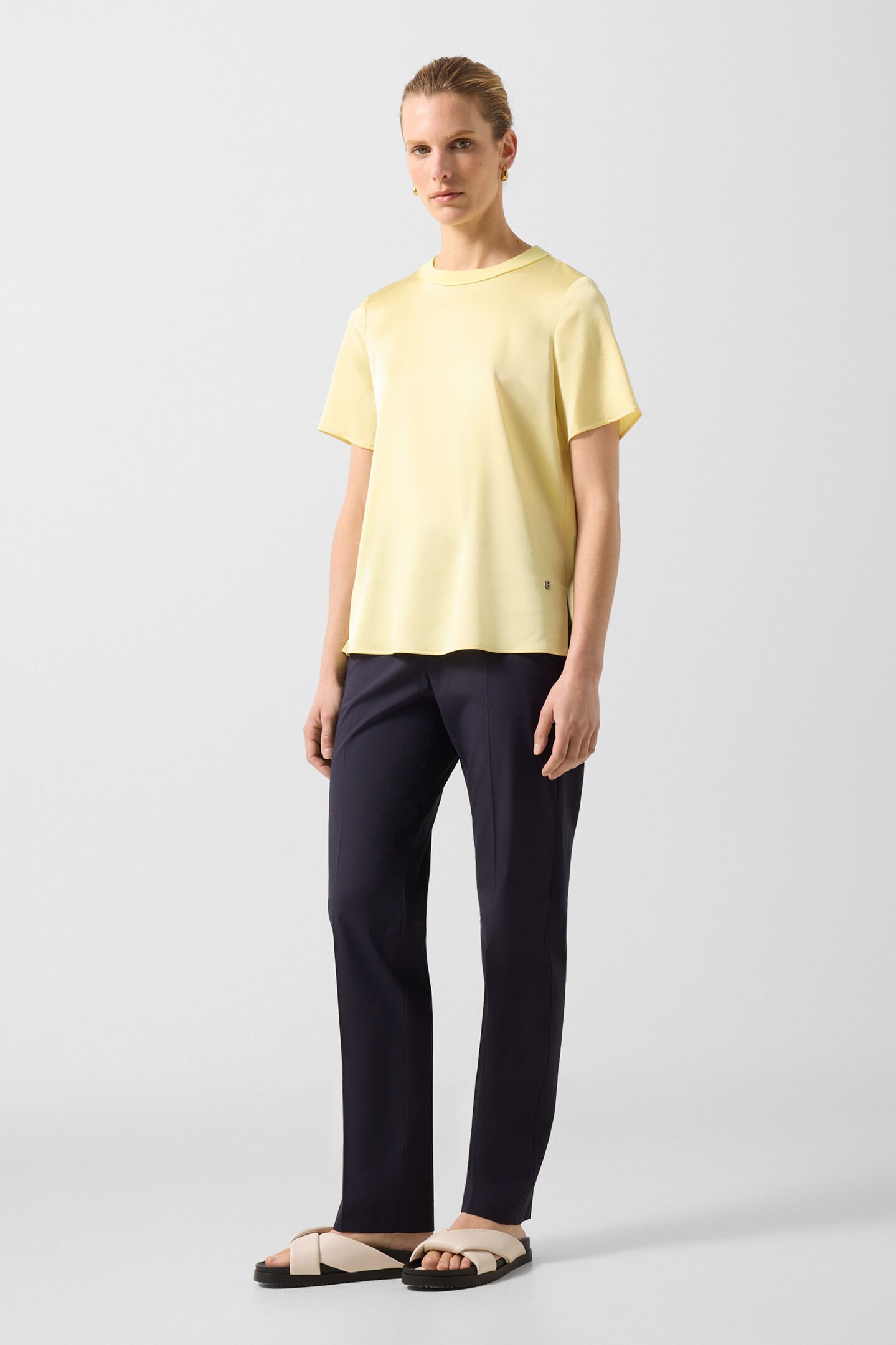 Pleated trousers Abbie Navy blue