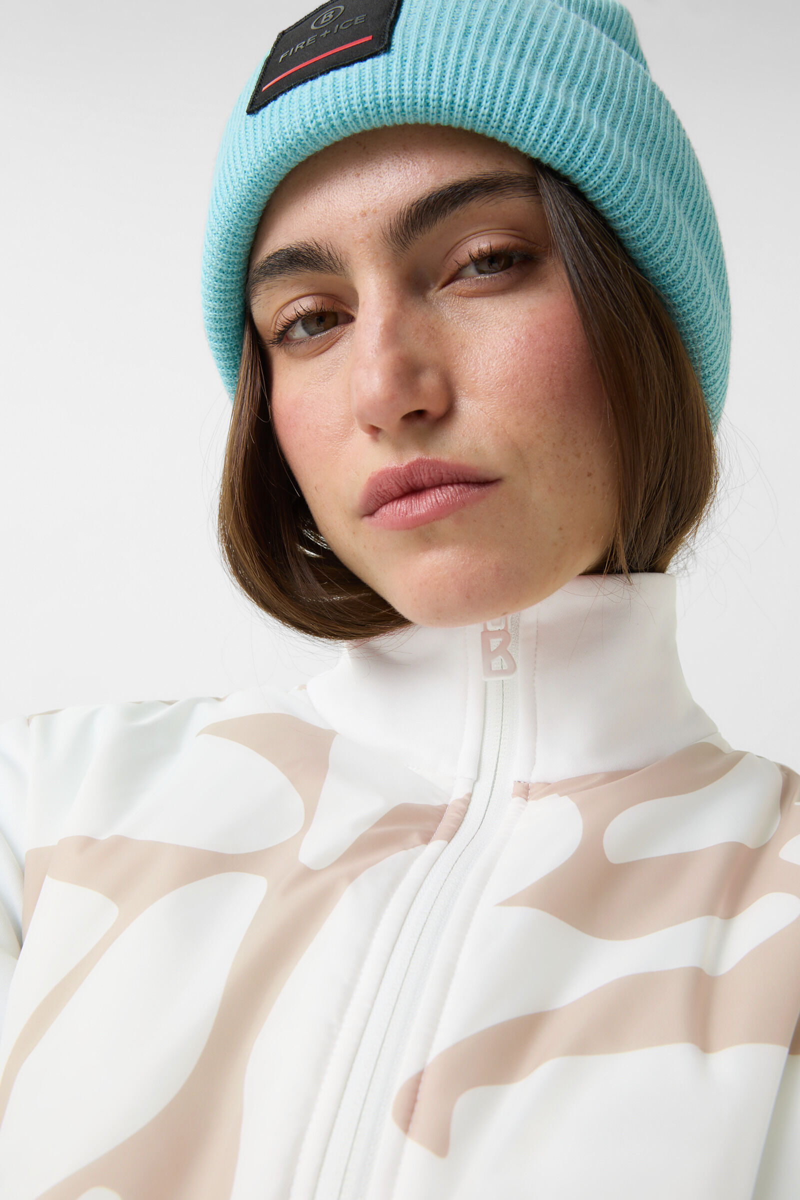 Midlayer Hedda White/beige