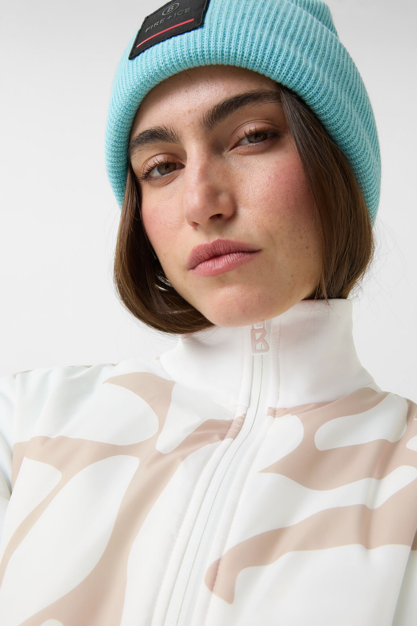 Midlayer Hedda White/beige